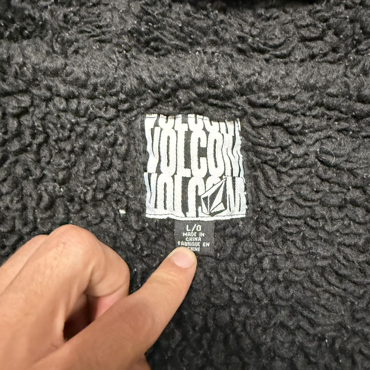 Volcom Vintage Volcom Furry Fuzzy Black Graphic 90s Zip Up Hoodie Size US L / EU 52-54 / 3 - 4 Thumbnail