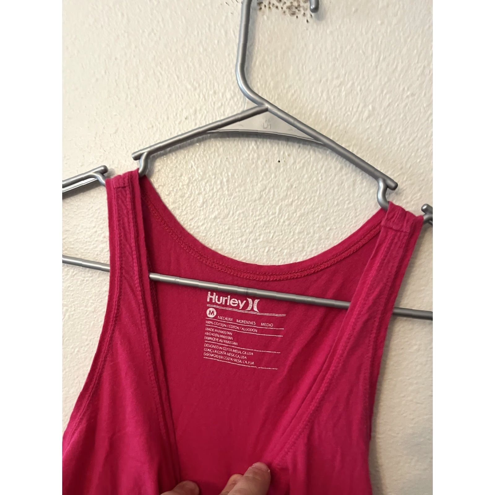 Hurley VINTAGE Hurley Tank Women Medium Pink Solid Logo 100% Cotton Beach Casual Womens Size M / US 6-8 / IT 42-44 - 2 Thumbnail