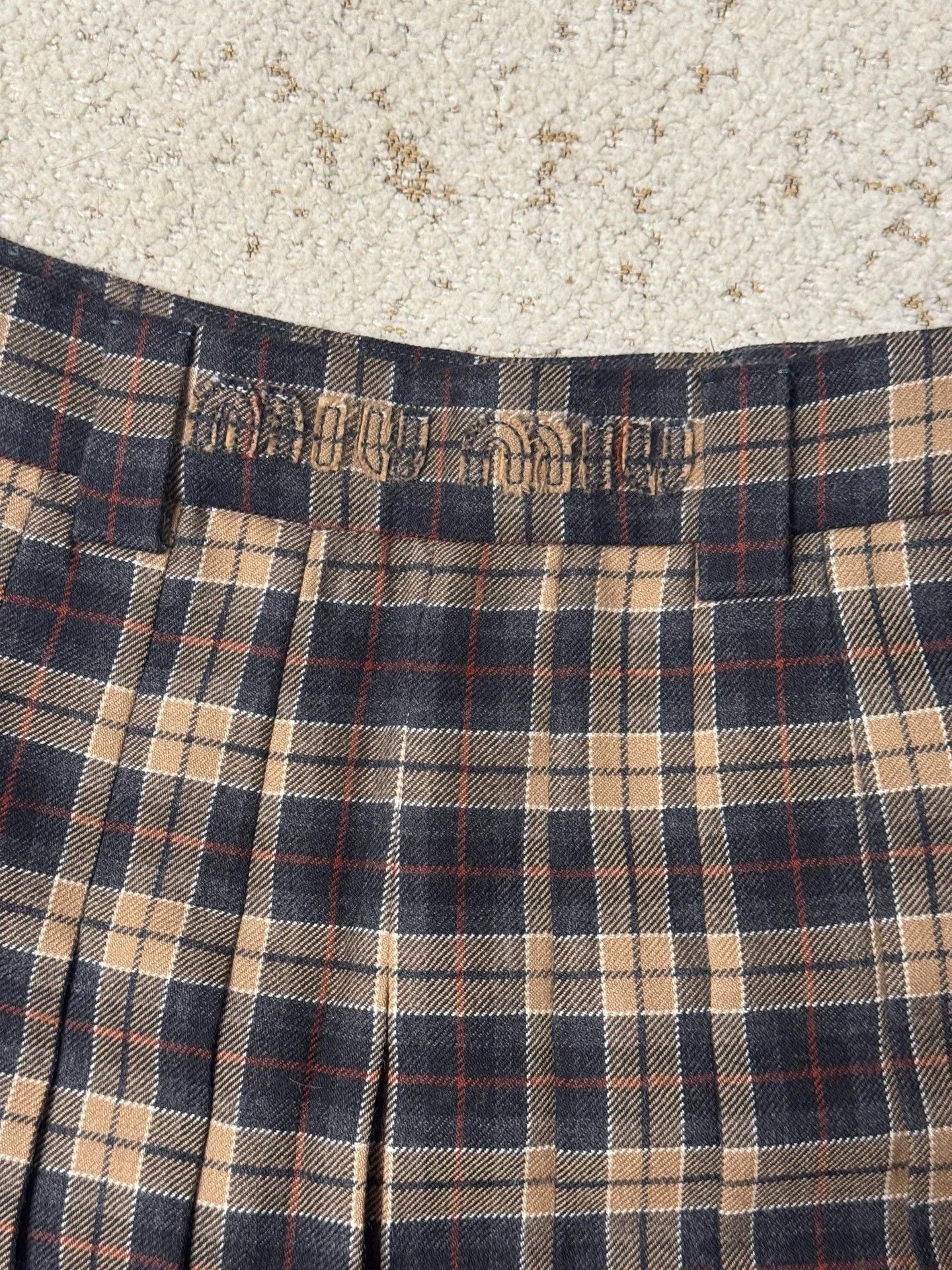 Miu Miu MIU MIU New Wool Plaid Mini Skirt 38 New With Tags Size 26" / US 2 / IT 38 - 5 Thumbnail