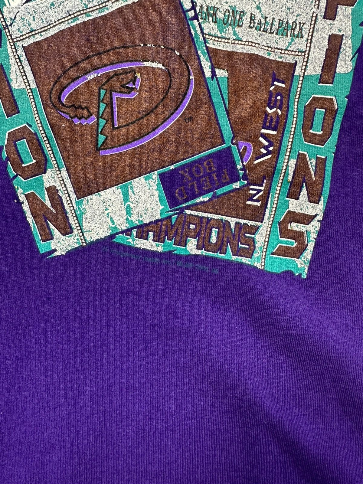 Gildan Vintage 2001 Seattle Mariners Tee Al West Division Champions Size US XL / EU 56 / 4 - 2 Thumbnail