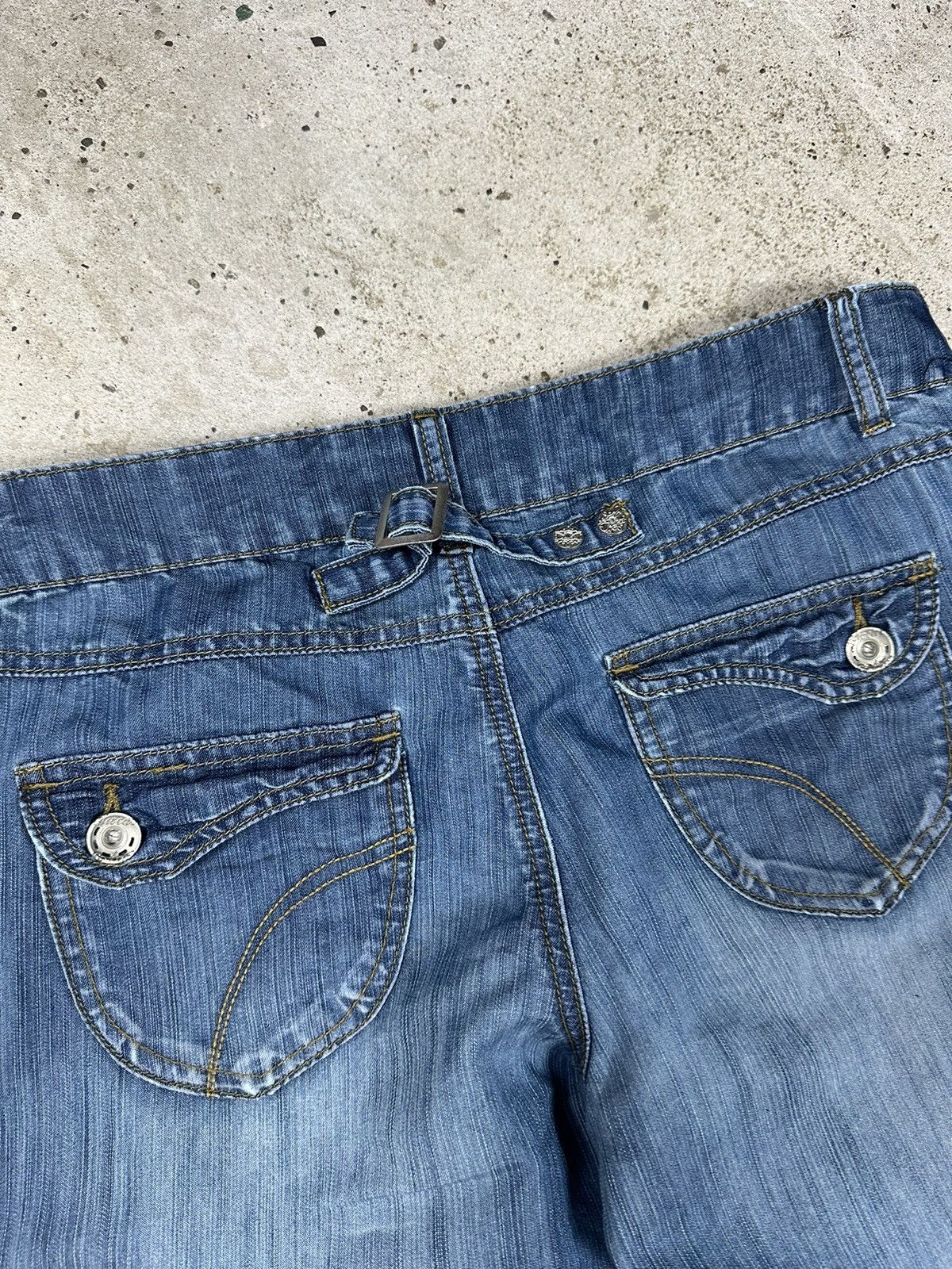If Six Was Nine × Japanese Brand × Vintage ULTRA WIDE Vintage Y2K Flare Bootcut Denim Pants Size US 30 / EU 46 - 13 Thumbnail