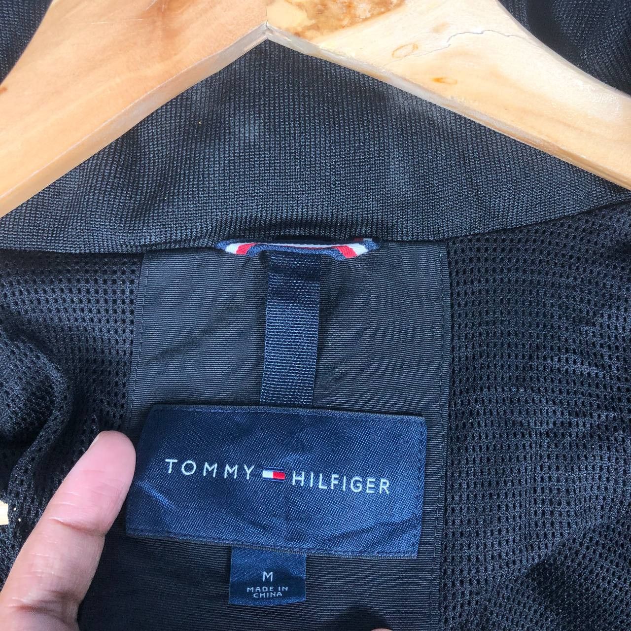 Tommy Hilfiger Vintage Tommy Hilfiger Zipper Jacket Size US M / EU 48-50 / 2 - 7 Thumbnail
