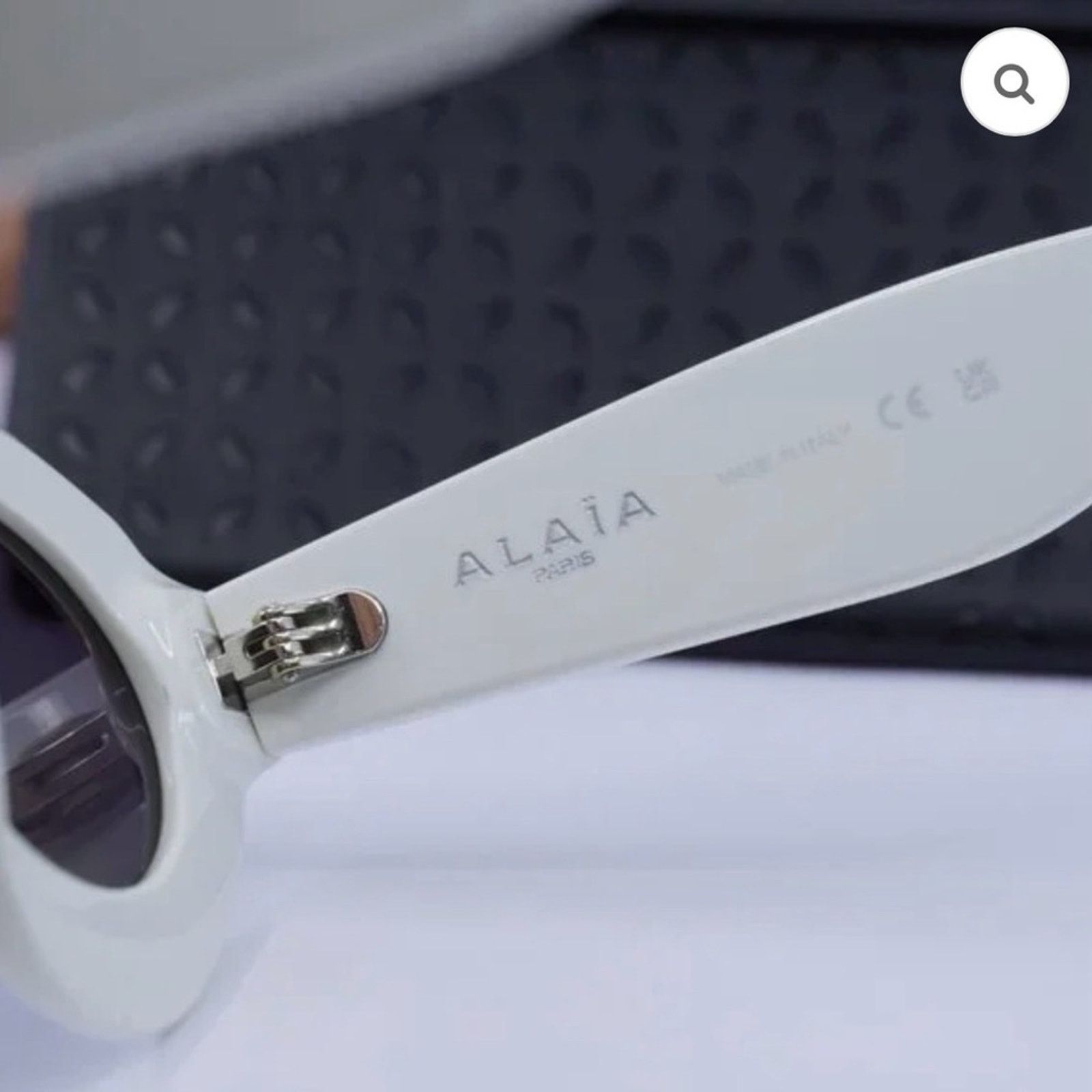 Alaia New! Alaïa White Oval Sunglasses AA0059S 002, Authentic Size ONE SIZE - 14 Thumbnail