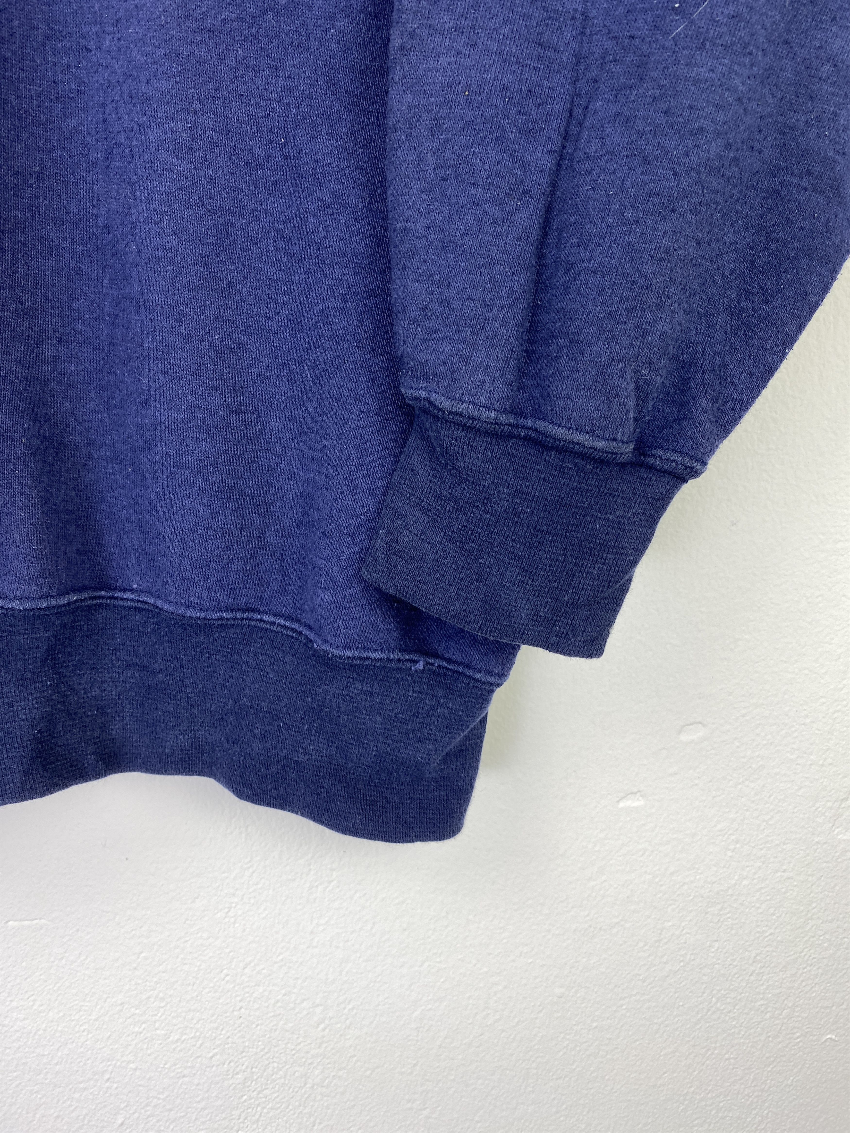 Asics Vintage Asics Central Logo Pullover Sweatshirt SH0526 Size US L / EU 52-54 / 3 - 10 Thumbnail