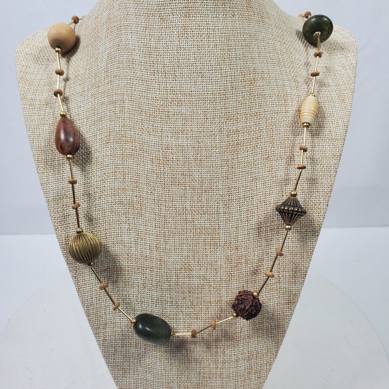 The Unbranded Brand Vintage Peruvian Necklace 40 Inch Single Strand Pullover Size ONE SIZE - 1 Thumbnail