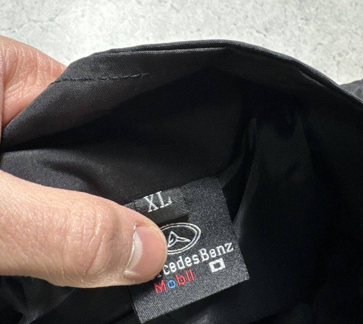 Mercedes-Benz Mercedes Benz Vodafone Santander Racing Bomber Jacket Size US XL / EU 56 / 4 - 9 Thumbnail
