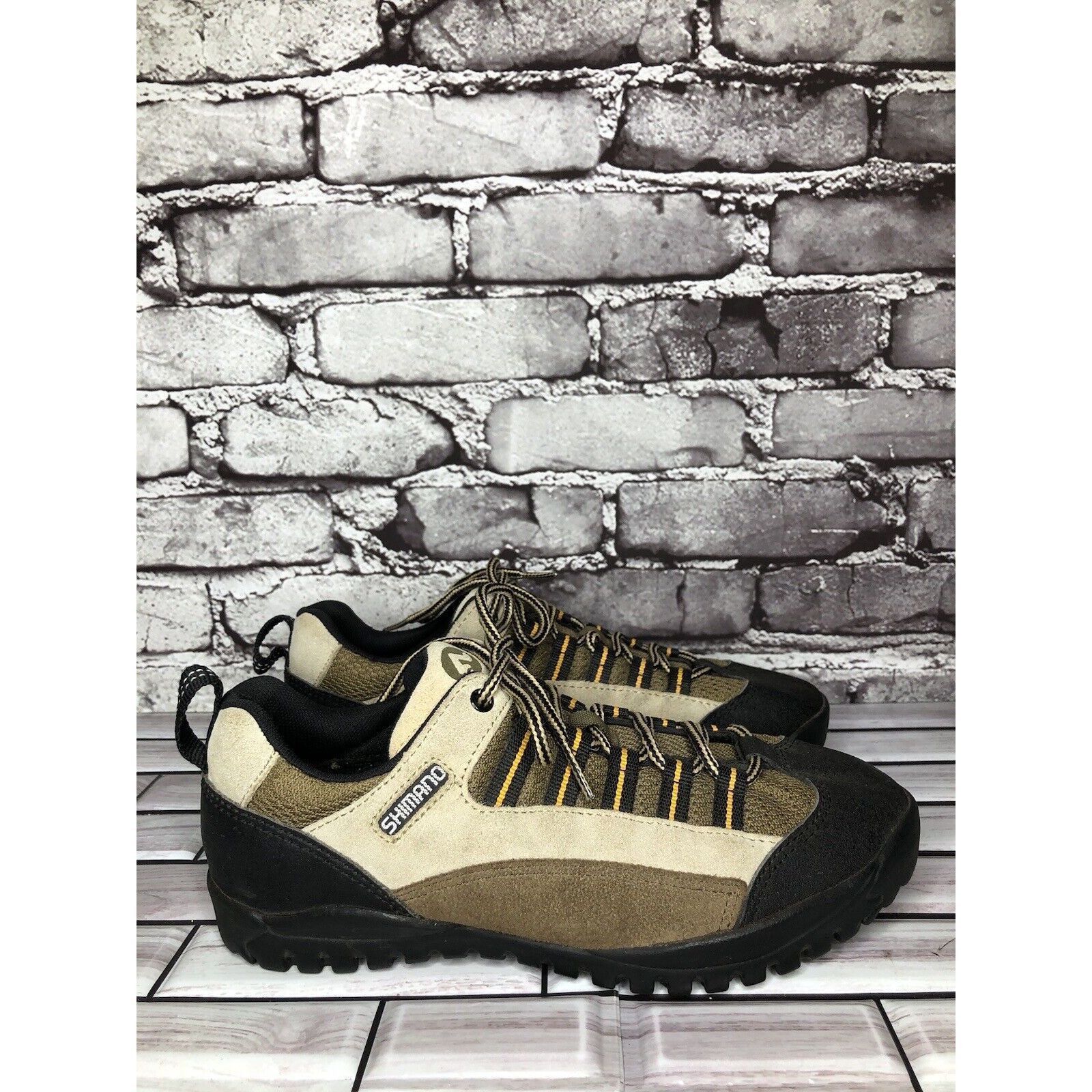 Other Shimano SPD Brown Black Leather Mountain Bike Cycling Shoes Size US 7 / EU 40 - 9 Thumbnail