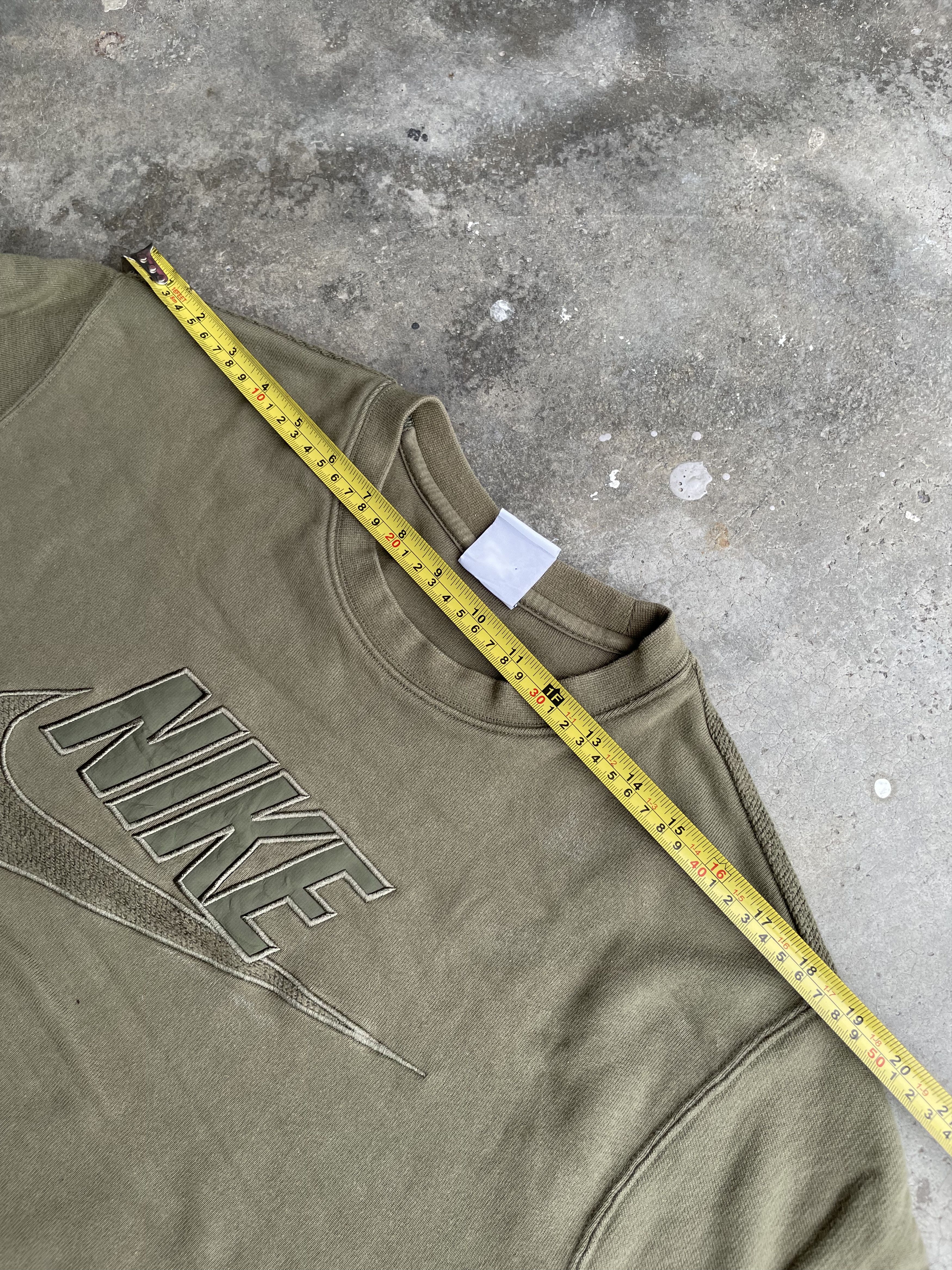 Nike Vintage Y2K Nike Terry Embroidered Logo Sweatshirt Size US L / EU 52-54 / 3 - 7 Thumbnail