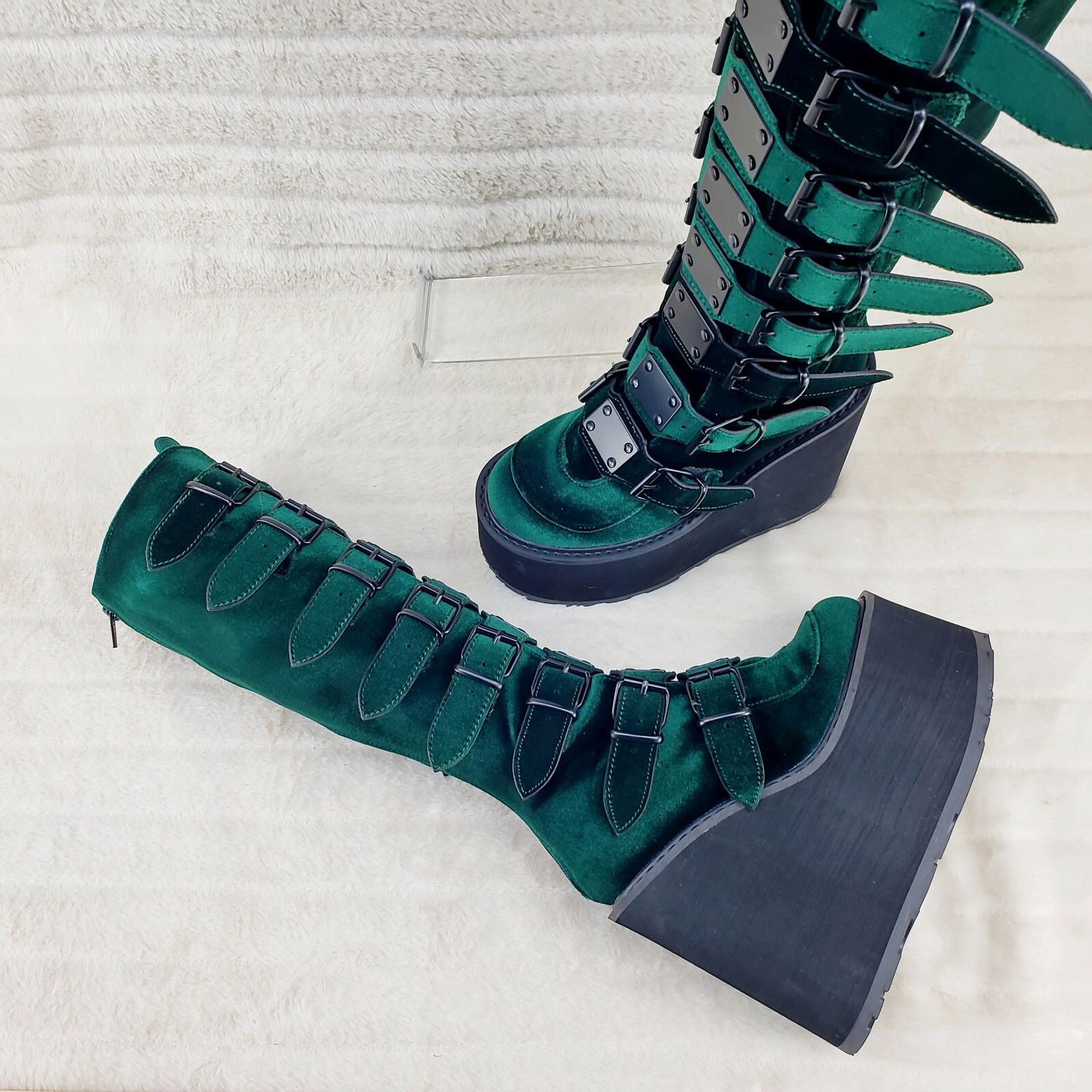 Other DEMONIA Trinity Swing 815 Emerald Green Velvet Goth Knee Boo Size US 6 / IT 36 - 6 Thumbnail