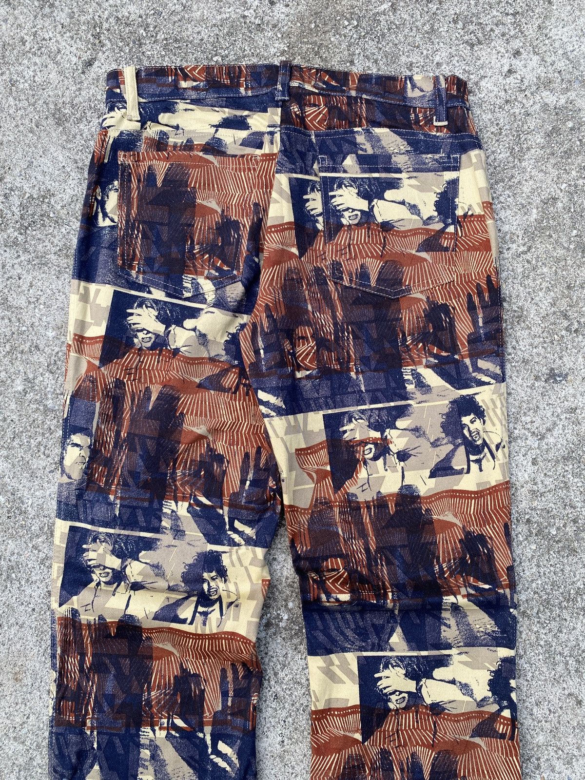 Hysteric Glamour × Japanese Brand × Jean Paul Gaultier Bat - su Japan Overprint Strechable Released Leg Pant Size US 29 - 11 Thumbnail