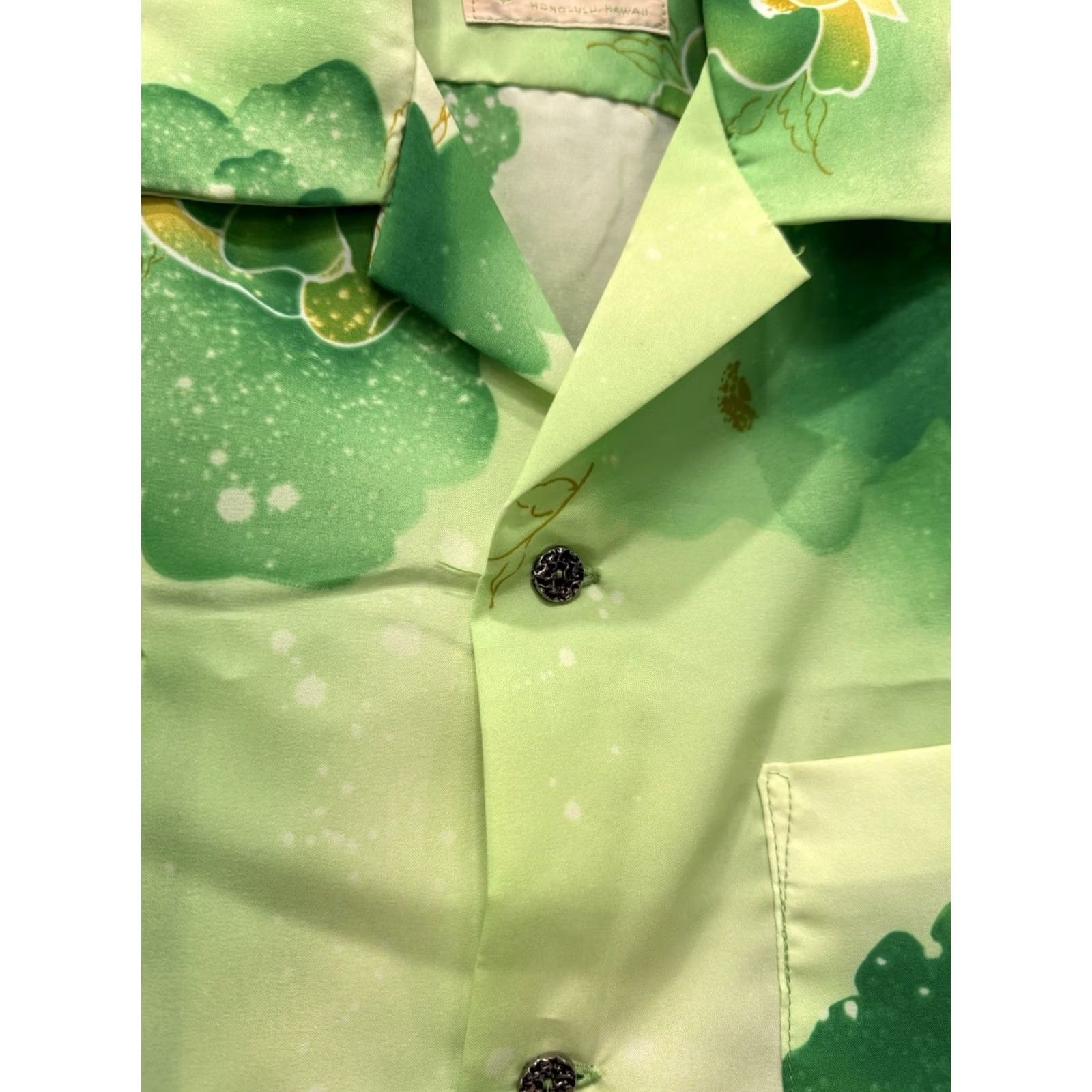Vintage VINTAGE Above The Belt Shirt Medium Green Polyester 70’s Hawaiian Pattern Polo Men Size US M / EU 48-50 / 2 - 4 Thumbnail