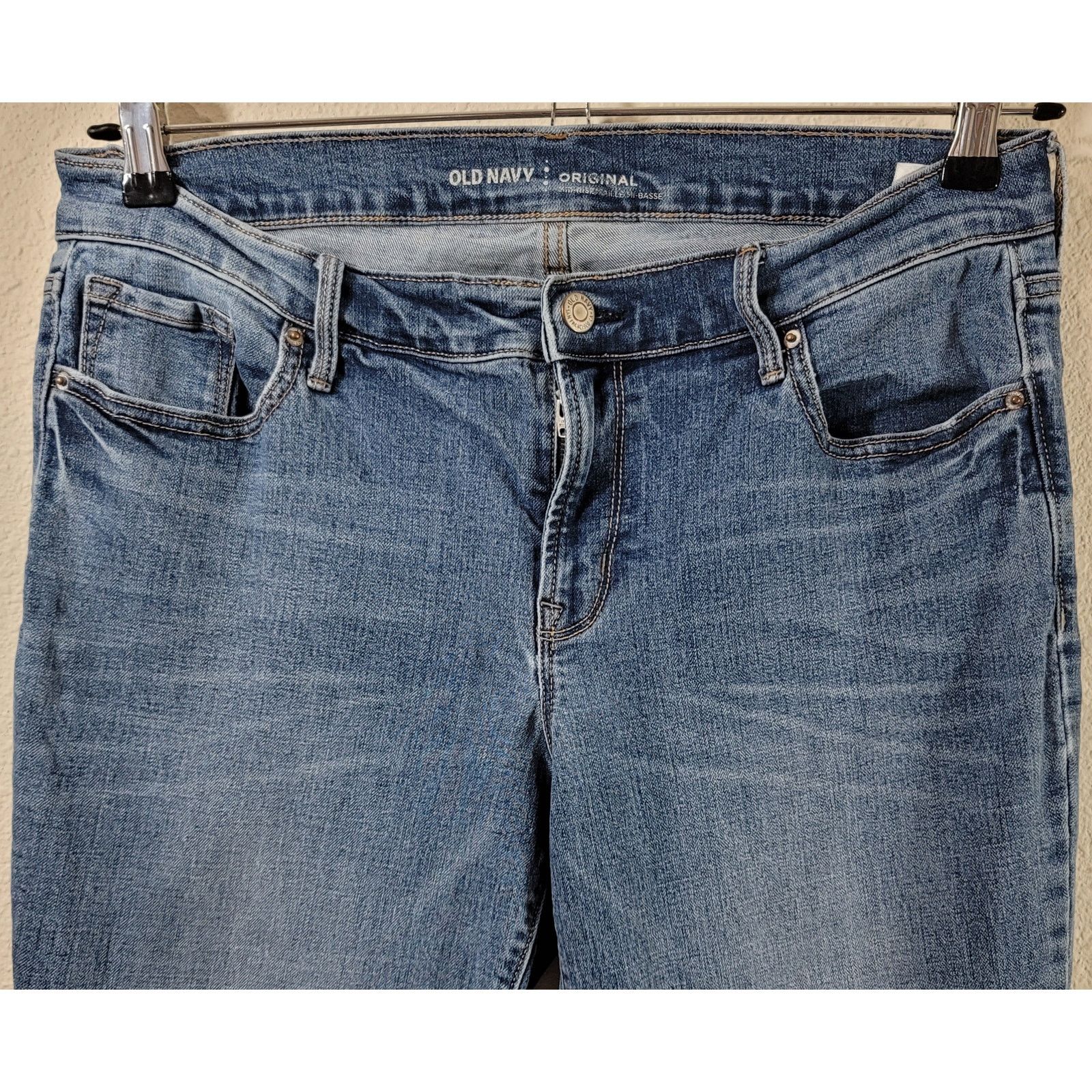 Old Navy Old Navy Mid Rise Blue Light Washed Denim Jeans 10 Stretch Size 32" / US 10 / IT 46 - 1 Thumbnail