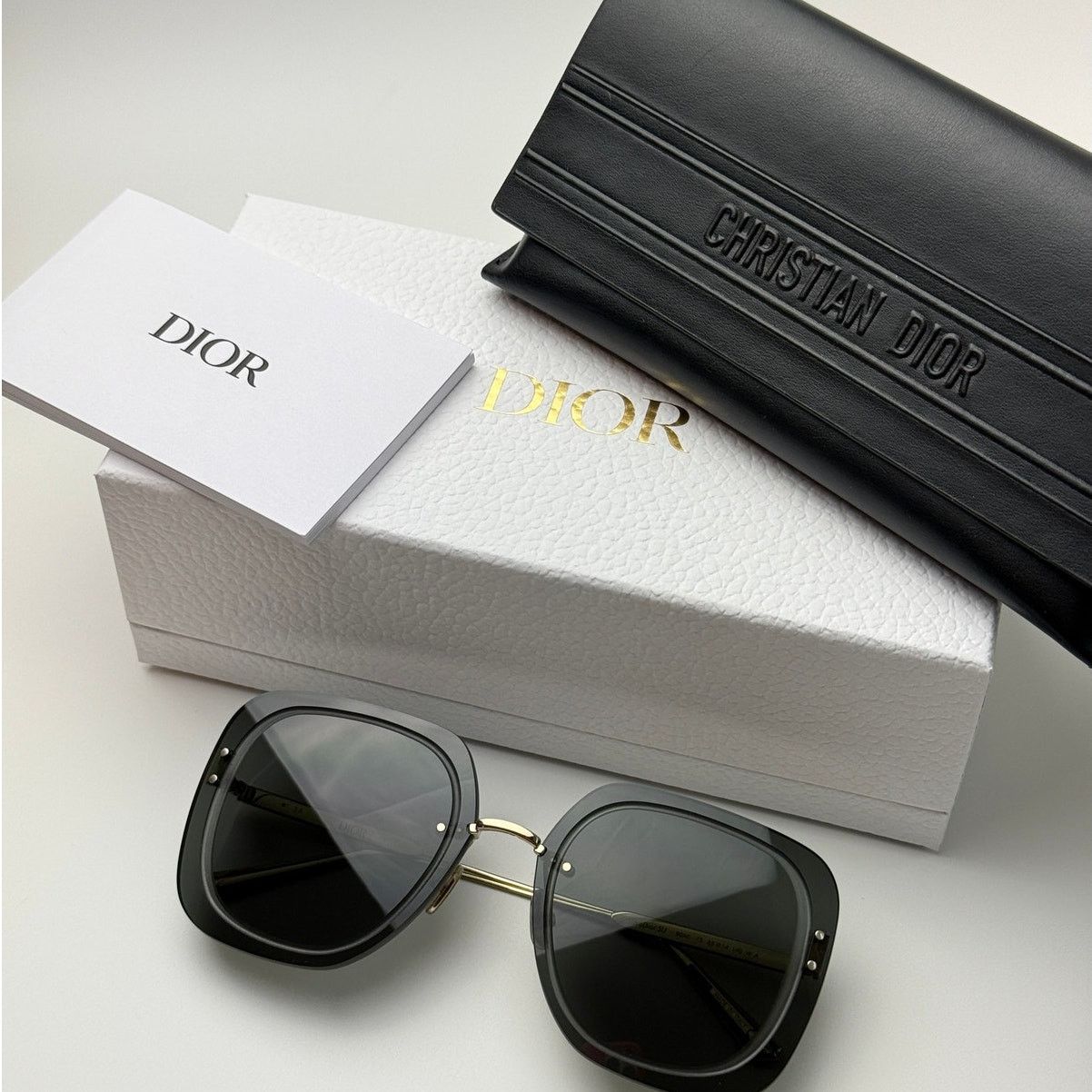 Dior NEW Dior Sunglasses ULTRADIOR SU B0A0 Gold/Smoke Women Size ONE SIZE - 11 Thumbnail