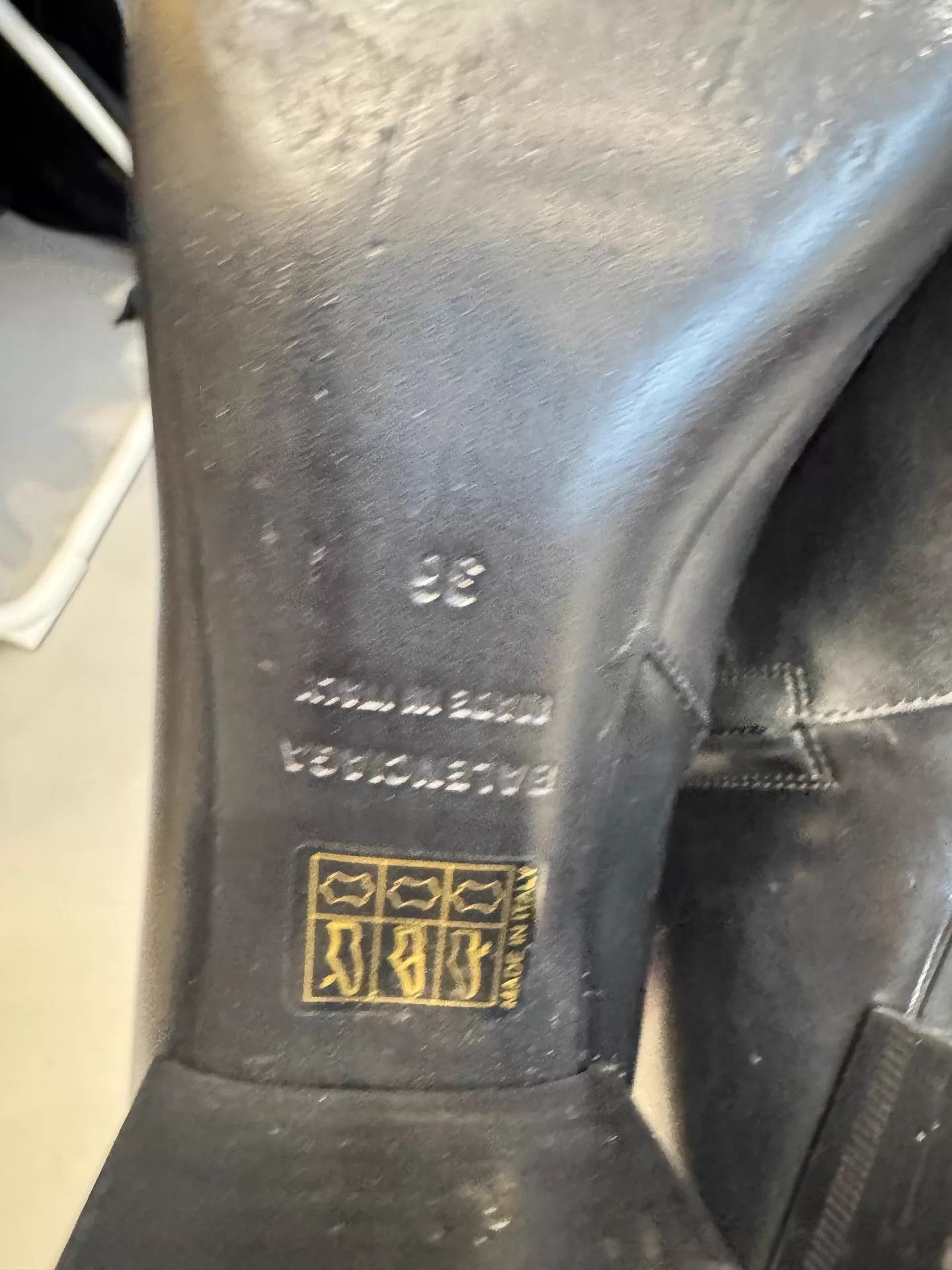 Balenciaga Balenciaga BB Black Square Toe Block Heel Short Boots 36 Size US 5.5 / IT 35.5 - 6 Thumbnail