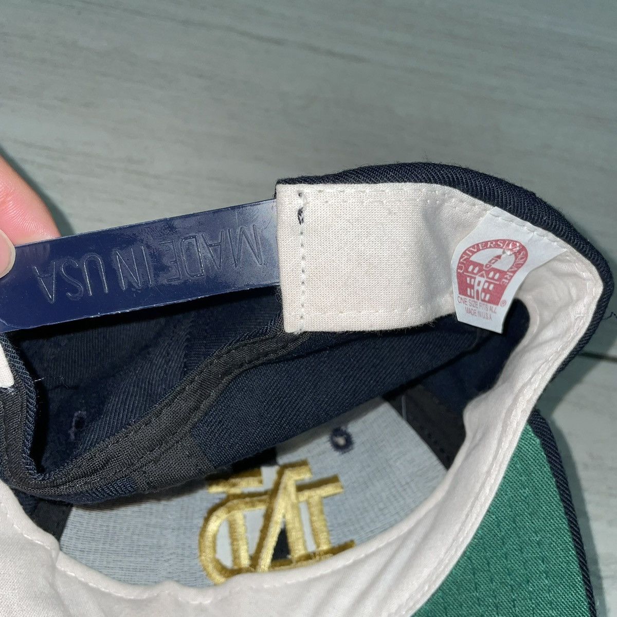 Vintage Notre Dame Snapback Navy Hat Vintage Size ONE SIZE - 3 Thumbnail