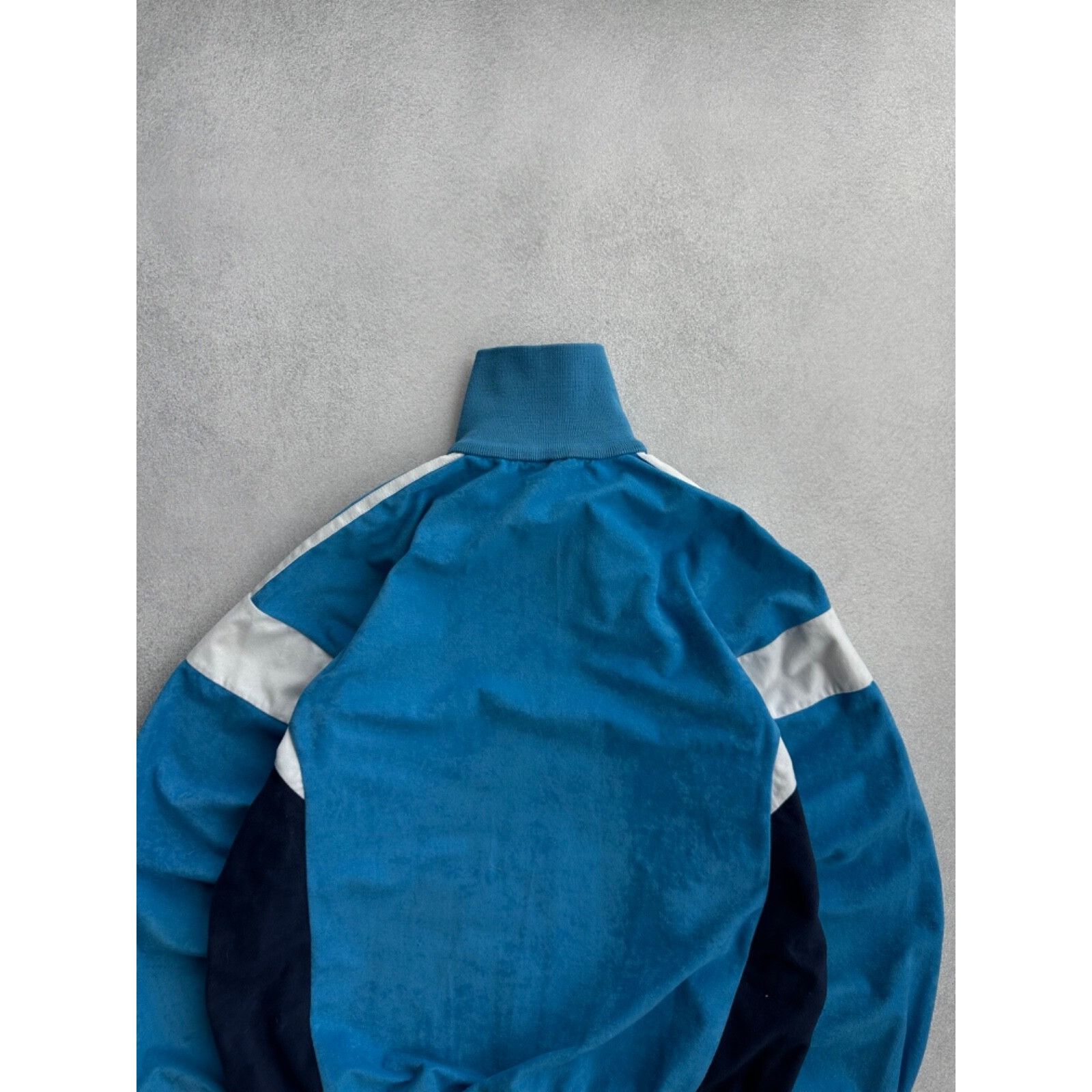 Adidas Vintage Adidas West Germany Mens Rare Track Jacket Sz S Size US S / EU 44-46 / 1 - 10 Thumbnail