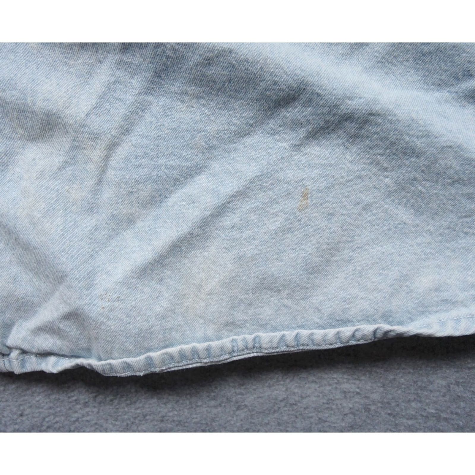 Lee Vintage NYAC Shirt Mens XL Blue Denim Button-Up Lee Regular Fit Button-Up Shirt Mens Blue Denim Outdoor 90s Mens Size US XL / EU 56 / 4 - 6 Thumbnail