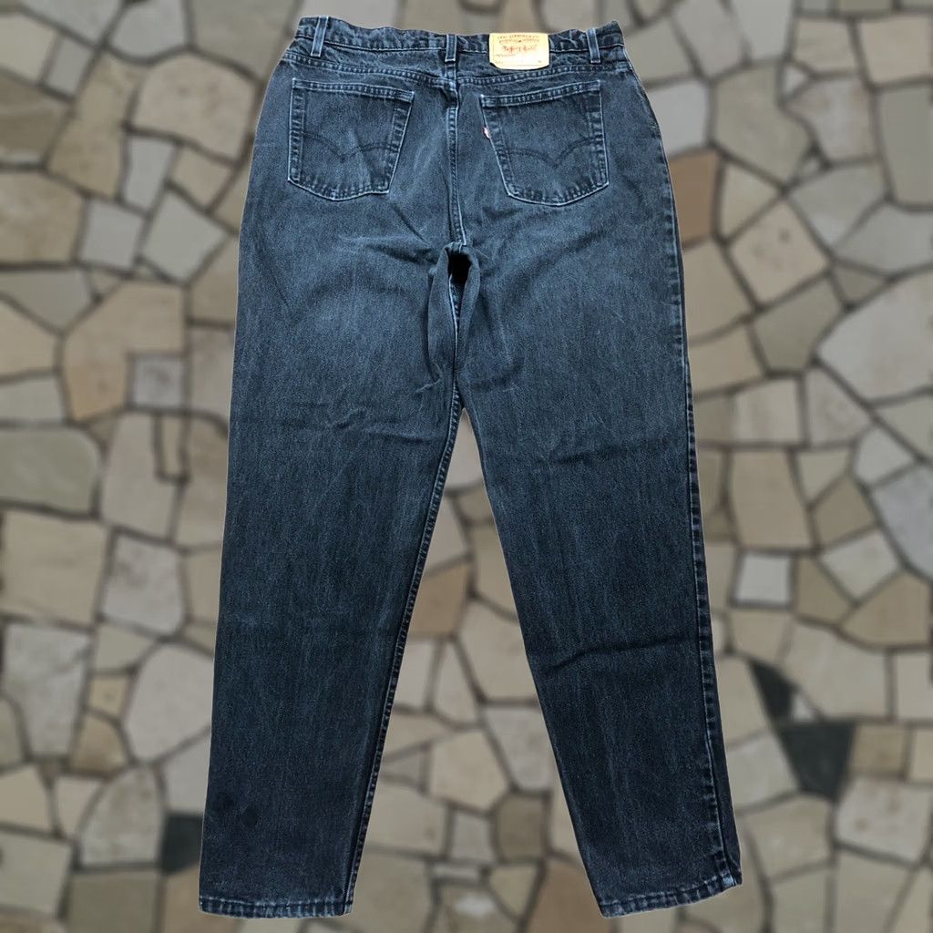 Levi's VINTAGE Levi's 522 Jeans Women 20 30 Black Tapered Fit Tapered Leg USA 90s Size 42" / US 20 - 1 Thumbnail