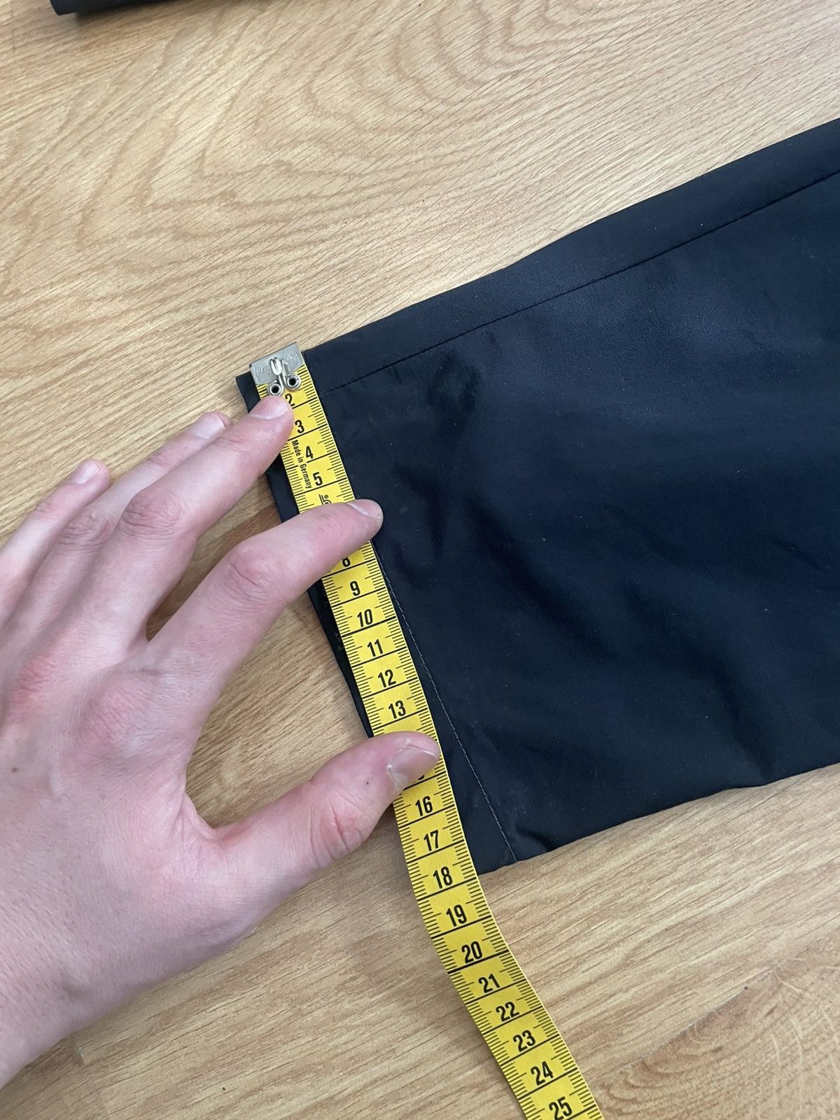 Prada Prada nylon pants Size US 31 - 14 Thumbnail