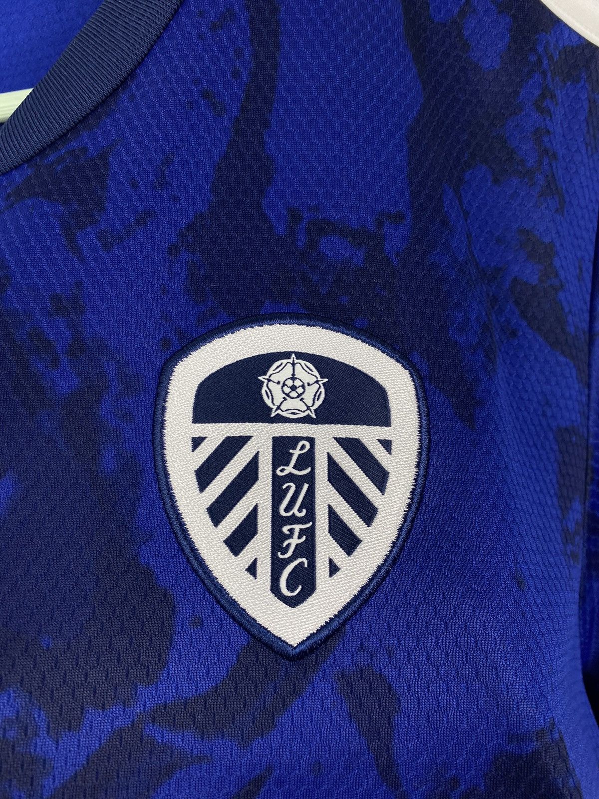 Adidas Leeds United 2021 2022 Adidas Soccer Jersey PSG Liverpool Size US L / EU 52-54 / 3 - 3 Thumbnail