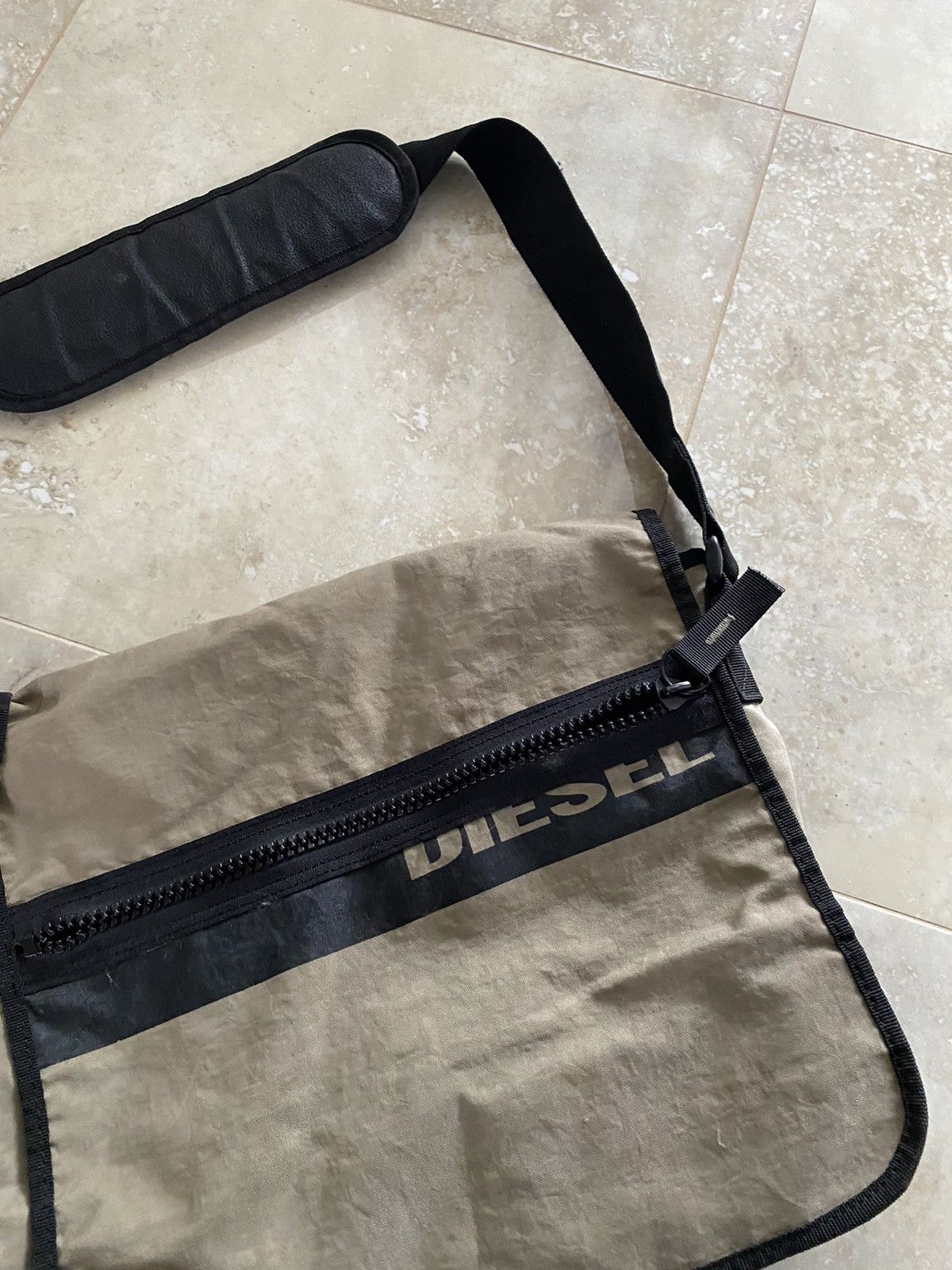 Diesel Vintage Rare 90s Diesel Big Logo Bag Japanese Nylon Y2K Size ONE SIZE - 4 Thumbnail