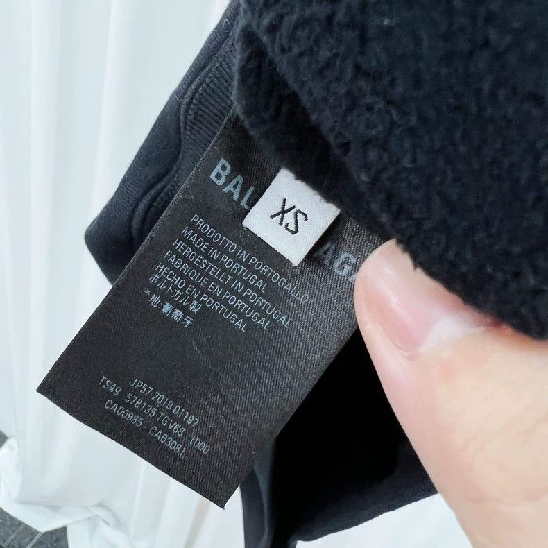 Balenciaga Balenciaga Embroidered Crown Letter Hoodie Size US XS / EU 42 / 0 - 6 Thumbnail