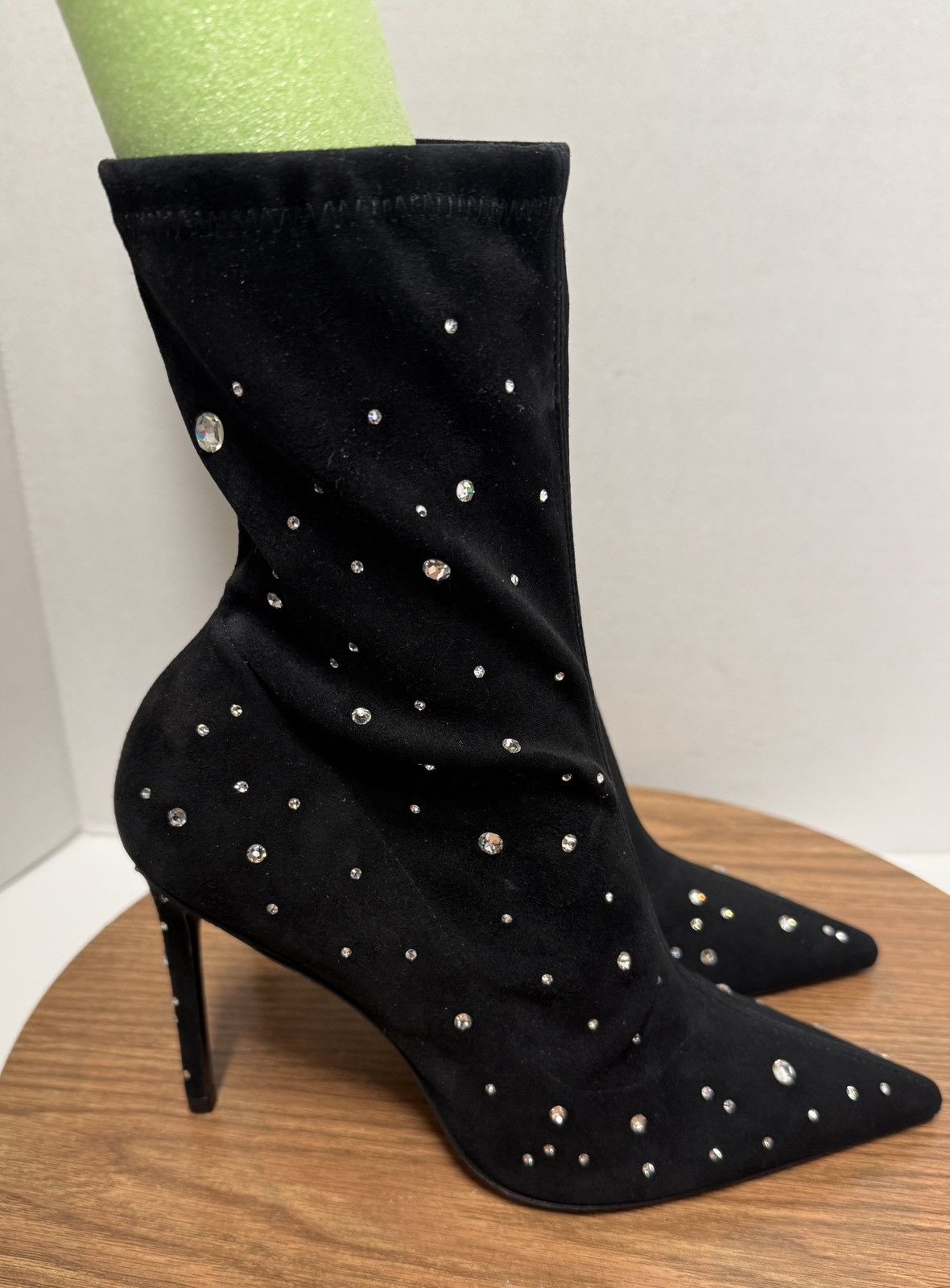 Stuart Weitzman Stuart Weitzman Cosmic 100 Black Suede Stretch Bootie Size US 8.5 / IT 38.5 - 4 Thumbnail