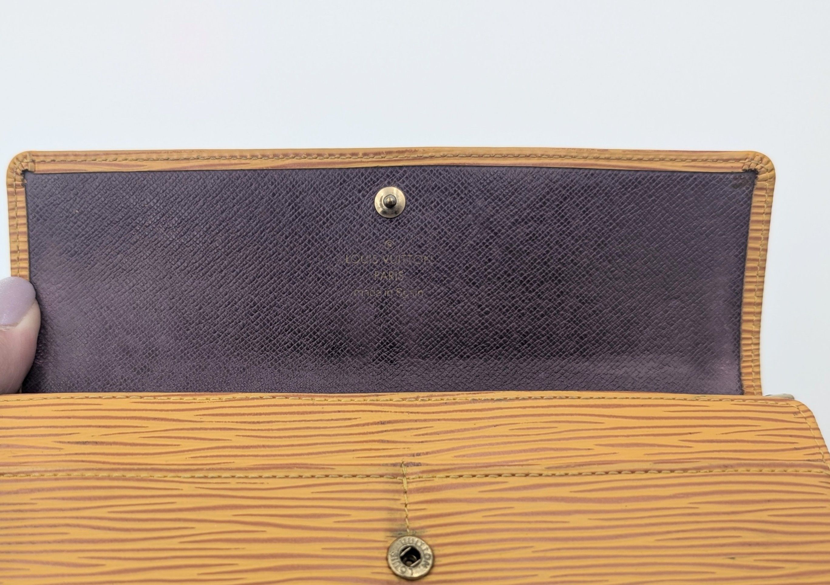 Louis Vuitton Auth LOUIS VUITTON Epi Porte Tresor International Wallet Size ONE SIZE - 4 Thumbnail