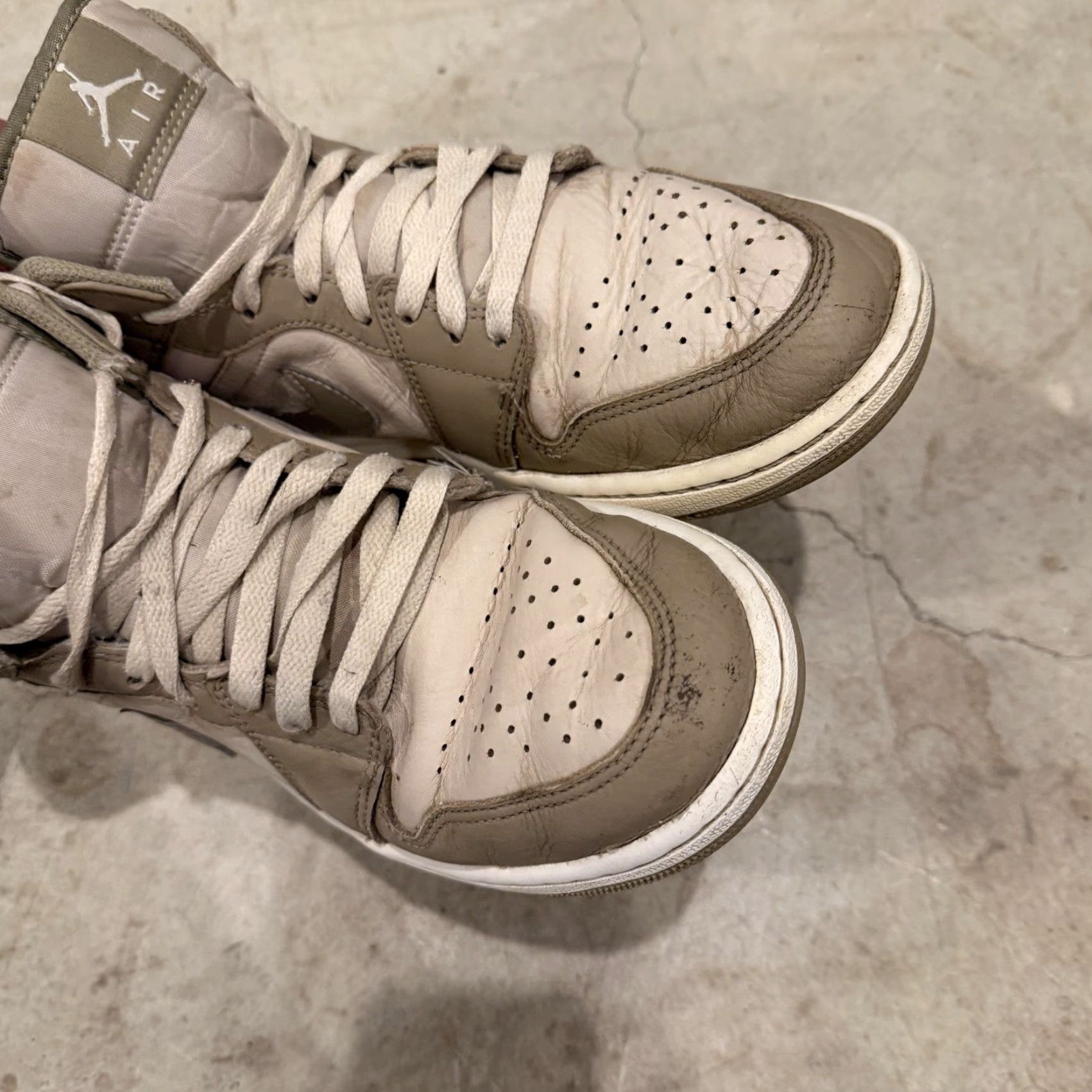 Jordan Brand Nike Air Jordan 1 Mid SE Legend Light Brown-Khaki-Phantom Size 9 Mens Sneaker 2024 Jordan HF4781-203 Size ONE SIZE - 4 Thumbnail