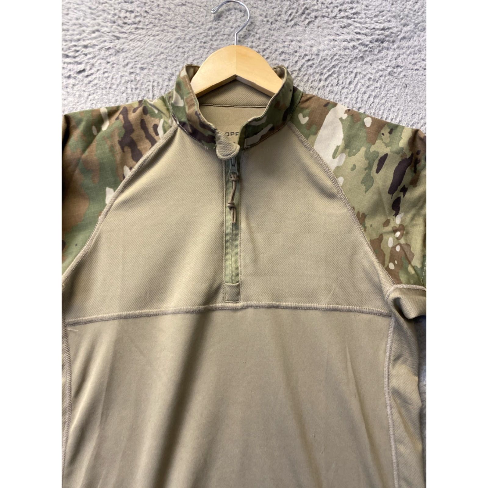 Propper Propper Winter Weight Combat Shirt Sz S Regular Long Sleeve Button-Up OCP 6.5 oz Nylon Cotton Ripstop Pockets Men Size US S / EU 44-46 / 1 - 2 Thumbnail