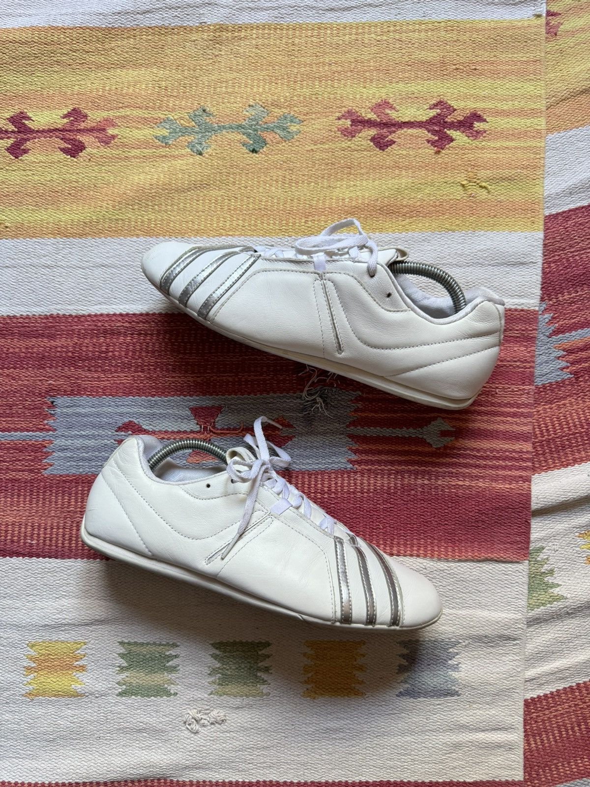 Vintage Vintage Women’s 2010 Adidas Darinca y2k Low Leather Sneakers Size US 10 / IT 40 - 2 Thumbnail