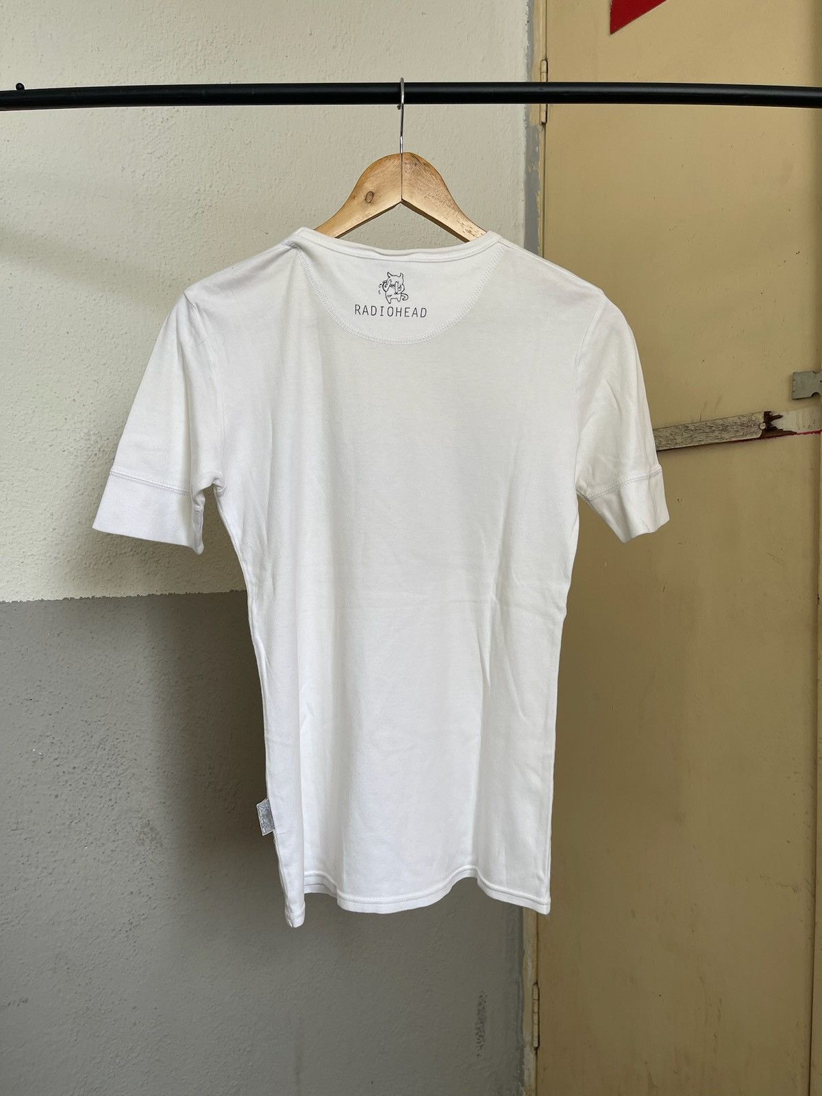 Band Tees × Vintage Vintage Radiohead Amnesiac Tshirt Size US S / EU 44-46 / 1 - 6 Thumbnail