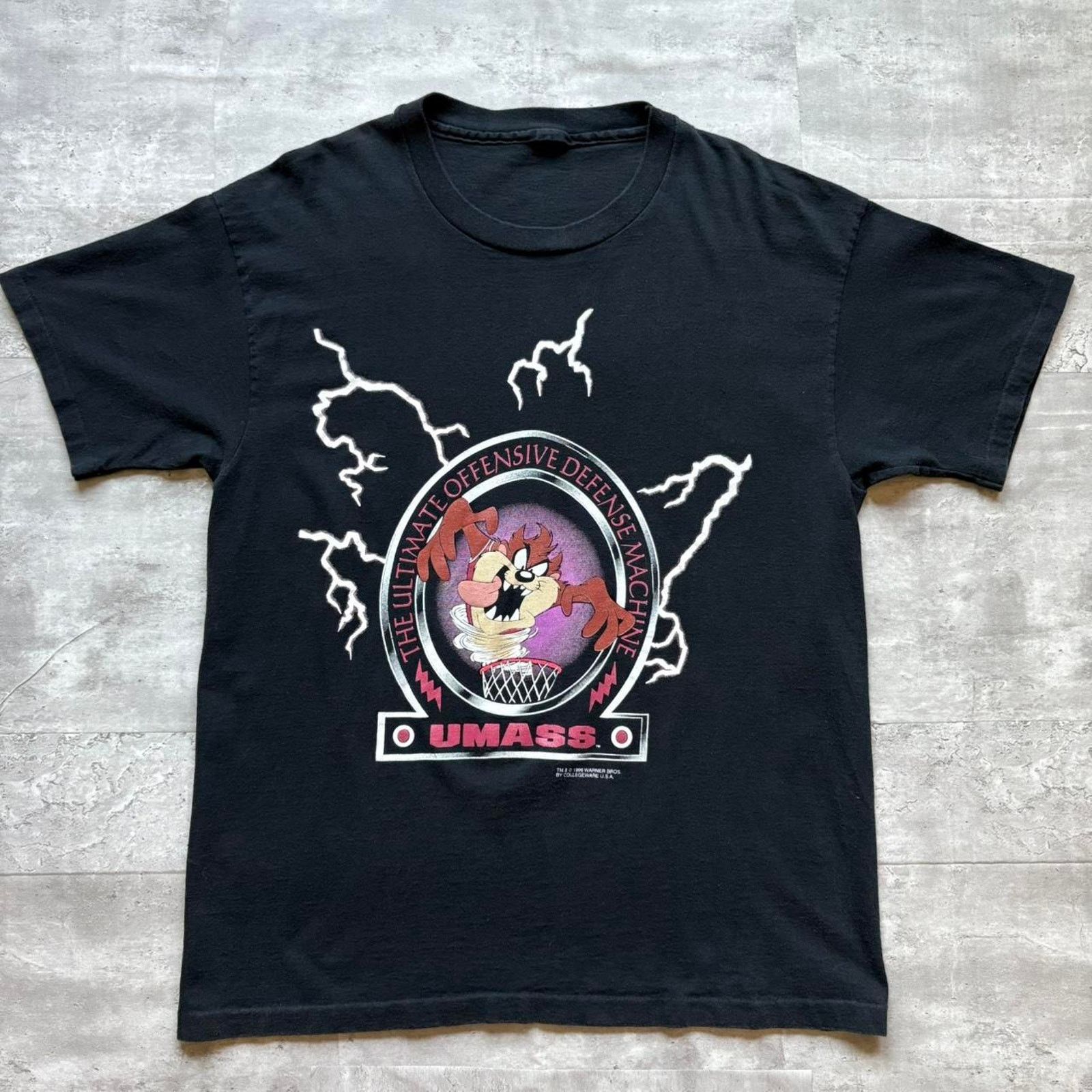 Vintage Vintage 1990s taz umass collegeuniversity Size US L / EU 52-54 / 3 - 1 Thumbnail
