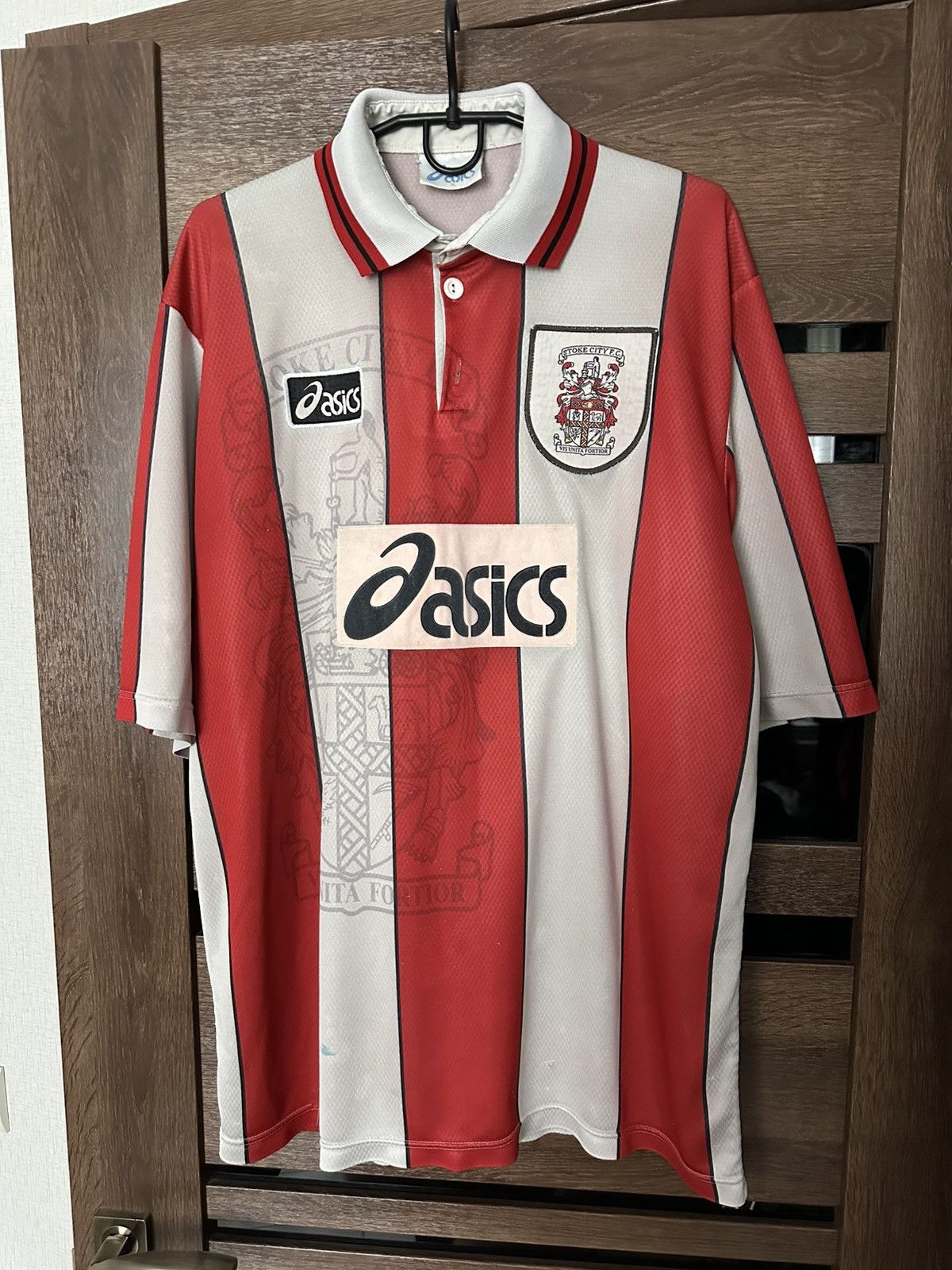 Asics 1996/1997 Stoke City Asics Vintage Soccer Jersey T-Shirt Kit Size US XL / EU 56 / 4 - 1 Thumbnail
