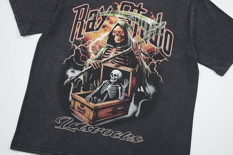 Japanese Brand Men's Loose Casual Skull Print Distressed T-Shirt Size US M / EU 48-50 / 2 - 4 Thumbnail