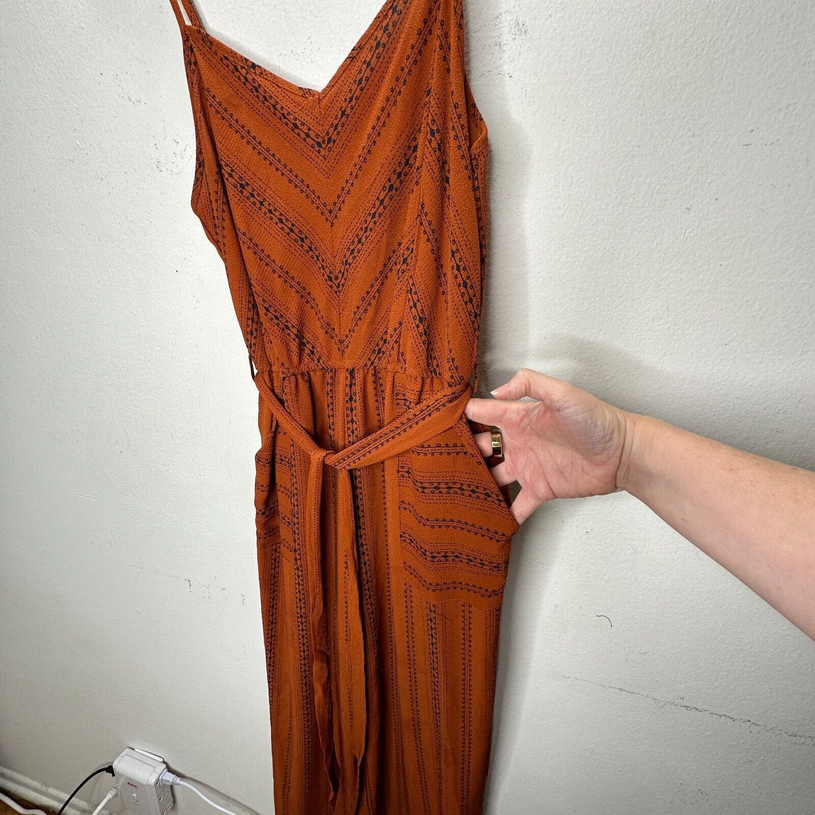 Other E & M Rust Aztec VNeck Spaghetti Strap Tie Waist Jumpsuit Size 30" / US 8 / IT 44 - 5 Thumbnail