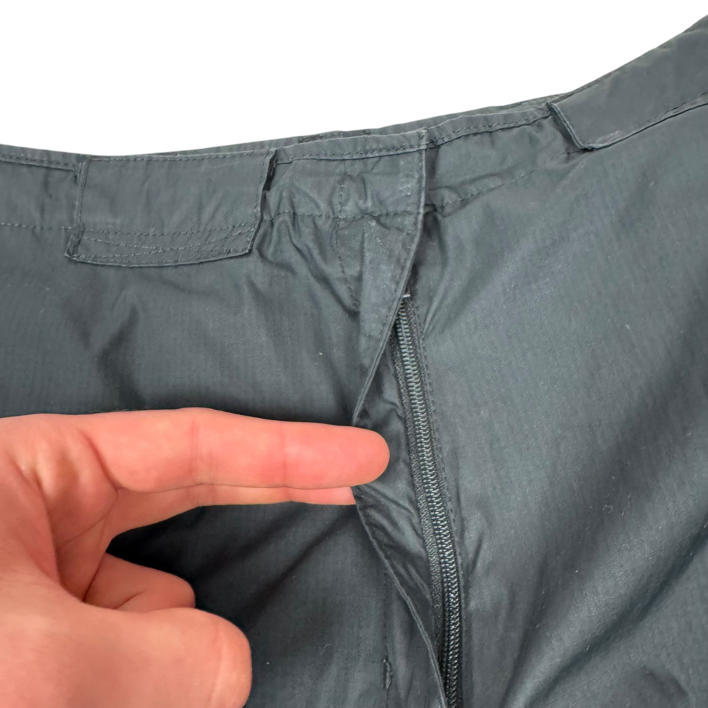 Nike × Vintage Nike Men Gray Swoosh Clima Fit Straight Leg Convertible Pant Size US 30 / EU 46 - 6 Thumbnail