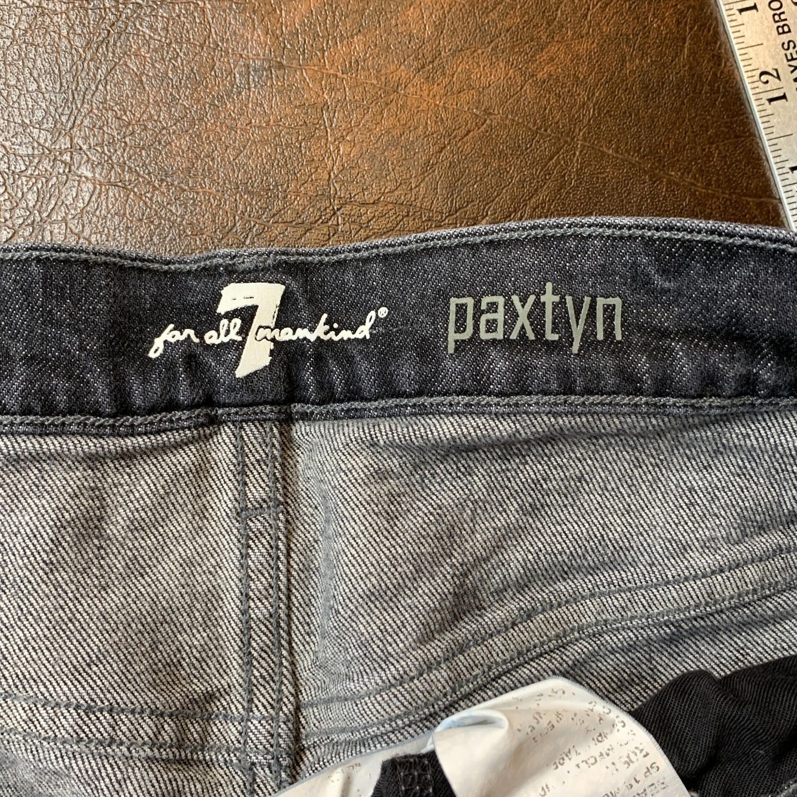 7 For All Mankind 7 For All Mankind Paxtyn Jeans Men's 33X32 Black Patches 323 Size US 33 - 7 Thumbnail