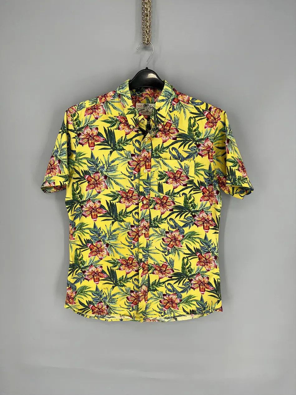 Vintage Vintage 90s Aloha Wear Hawaiian floral Shirt Summer American Size US M / EU 48-50 / 2 - 1 Thumbnail