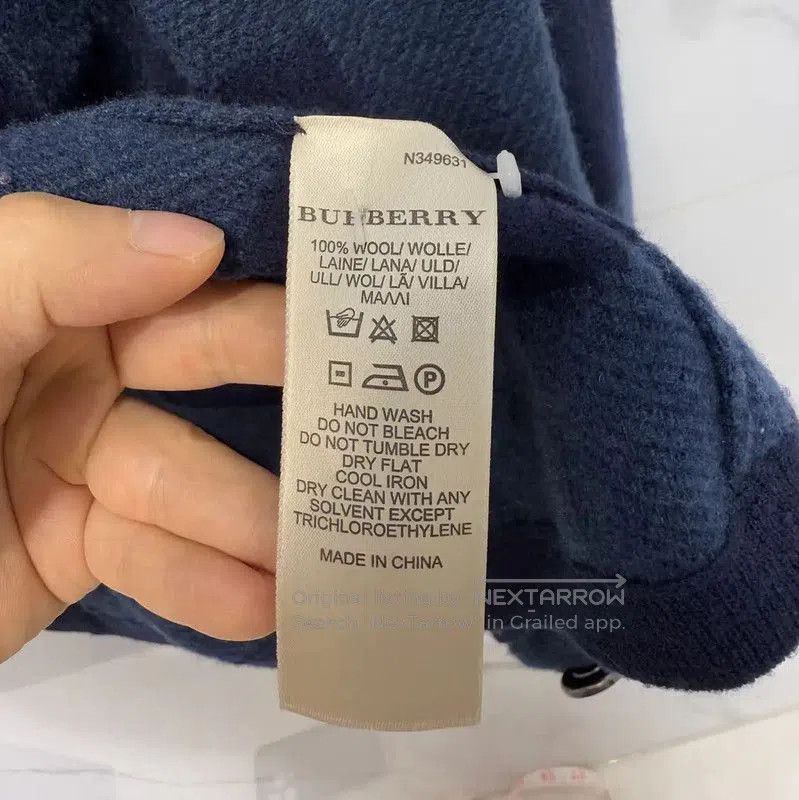 Burberry Burberry Men's Long Sleeve Cardigan in Dark Blue. Size US M / EU 48-50 / 2 - 5 Thumbnail