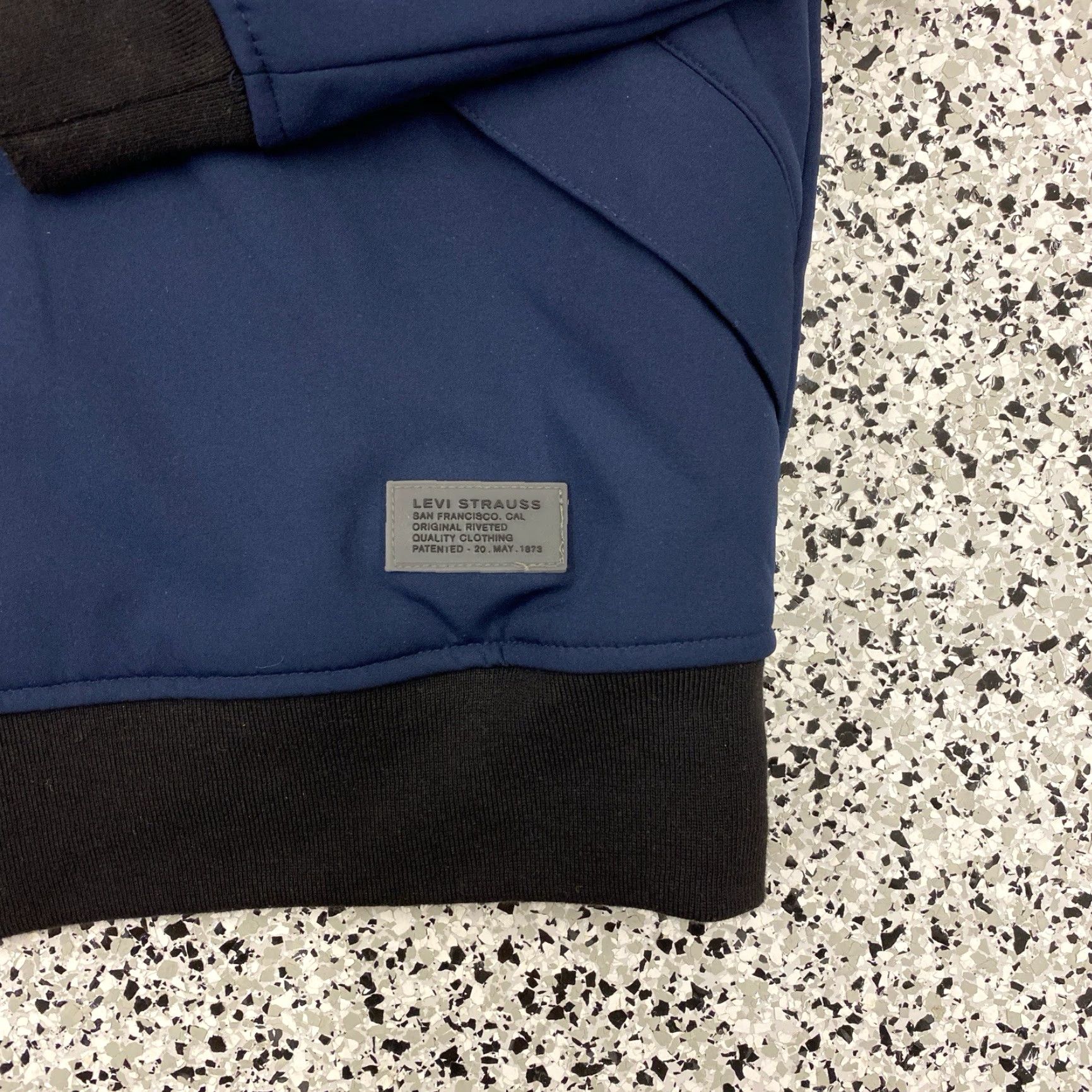 Levi's Levis Men Jacket Soft Shell Sherpa Lined Waterproof Winter Navy Blue 2XL Blue Bomber Waterproof Mens XXL Size US XXL / EU 58 / 5 - 2 Thumbnail