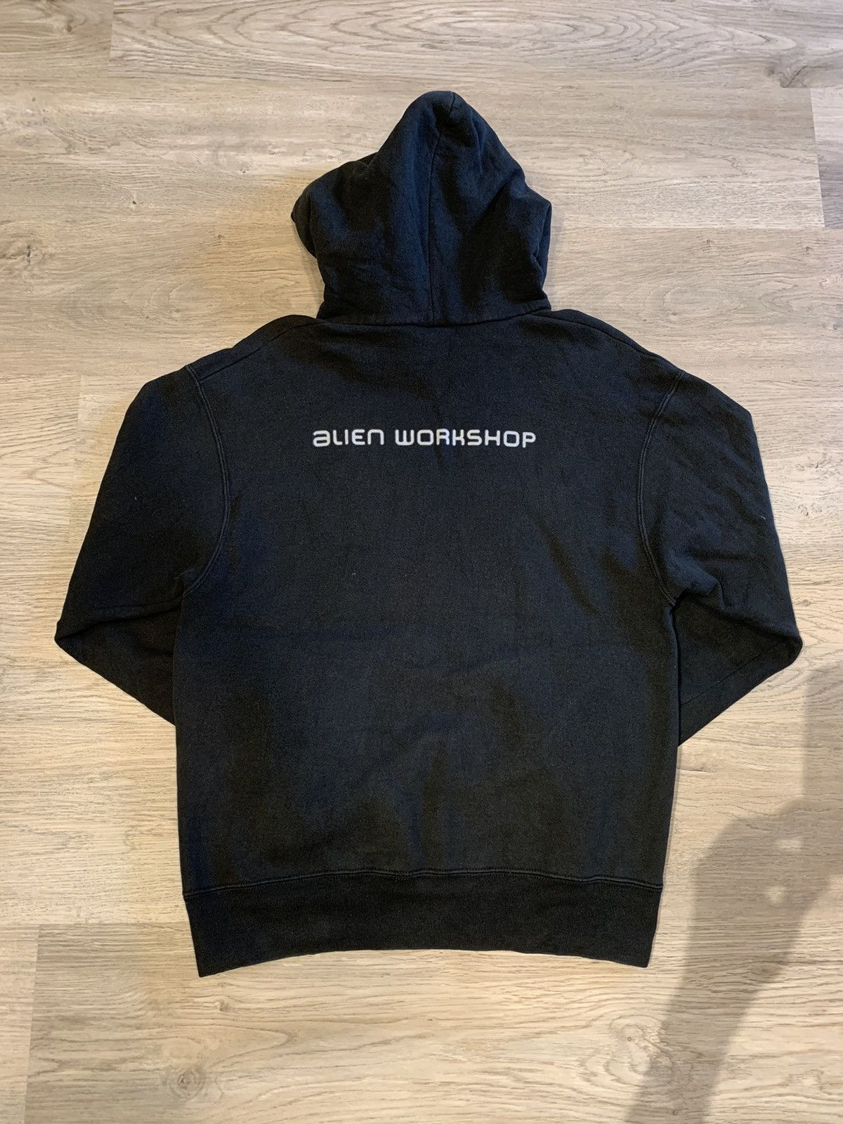 Vintage Vintage Alien Workshop Hoodie Size US M / EU 48-50 / 2 - 2 Thumbnail