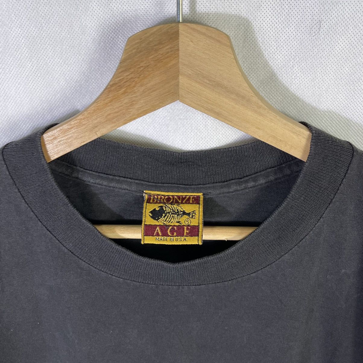 Vintage Rare! Vintage 90s Bronze Age Fishbone Surf Skate Tee Size US S / EU 44-46 / 1 - 6 Thumbnail