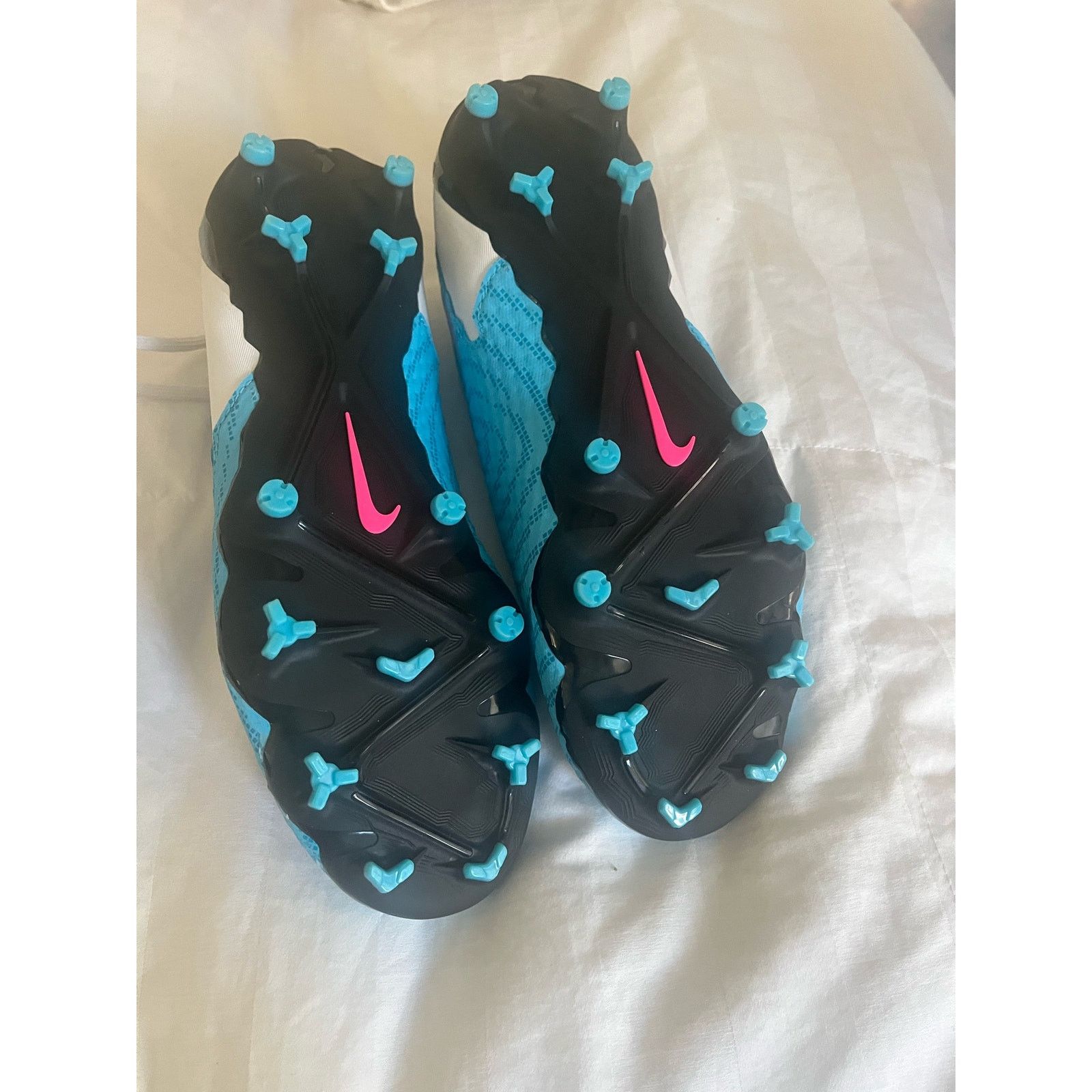 Nike Nike Phantom GX Academy MG Blast Pack Baltic Blue/Pink White Size US 9 / EU 42 - 3 Thumbnail