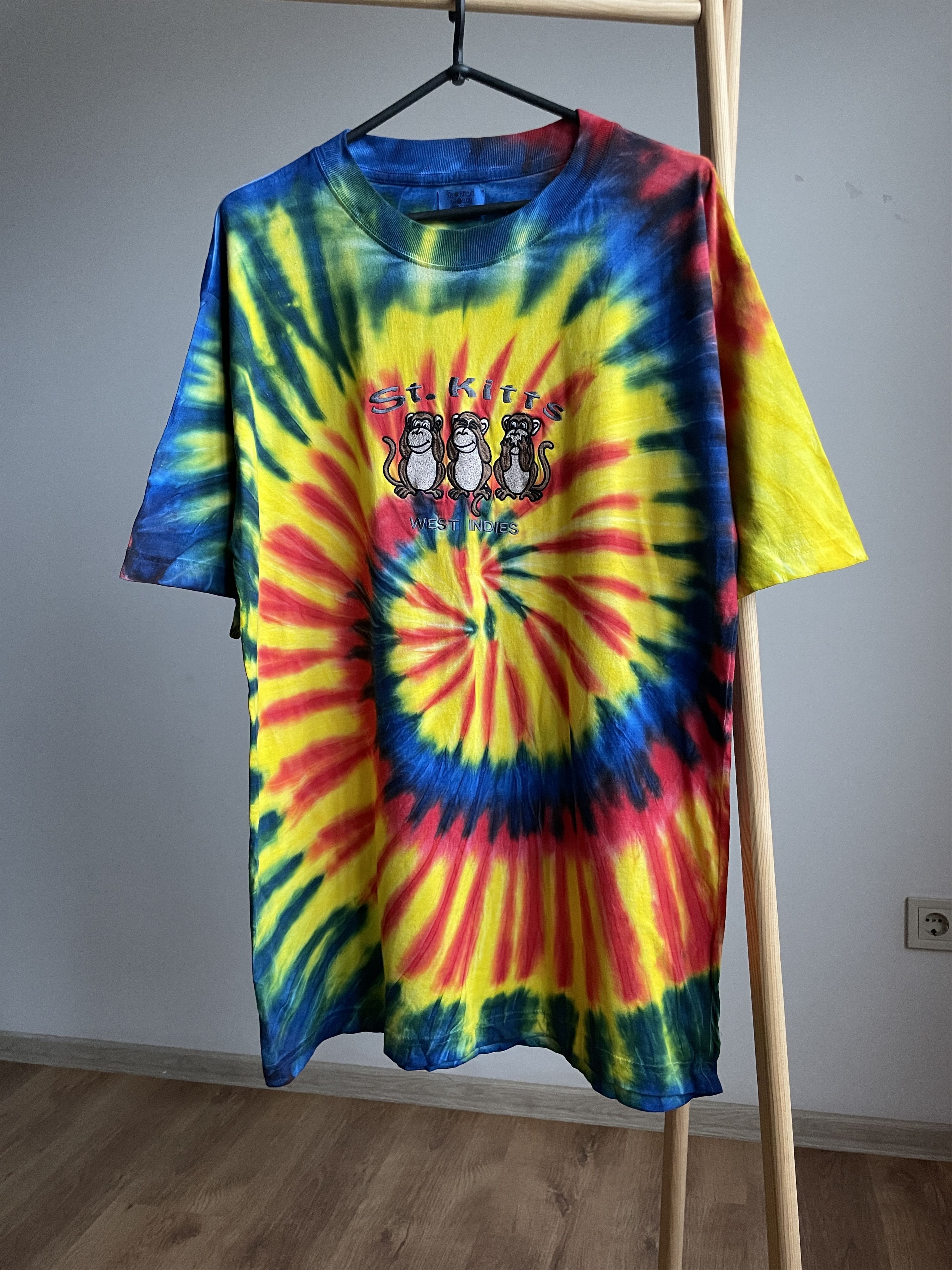Vintage St. Kits West Indies Vintage 90's Tie Dye T-Shirt Size XL Size US XL / EU 56 / 4 - 1 Thumbnail