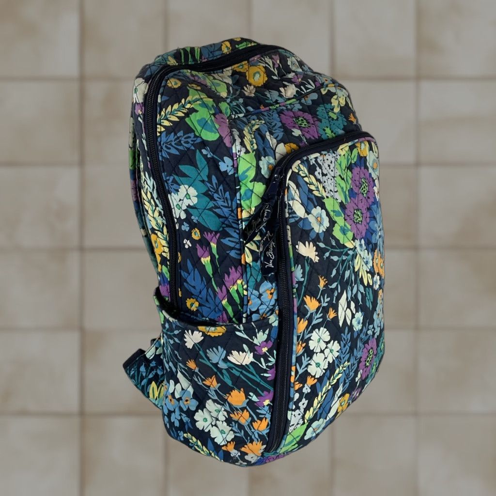 Vera Bradley Essential Large Backpack Blue Floral Spring  display picture 1