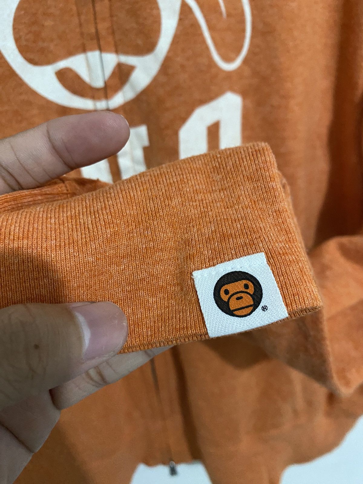 Bape Bape BabyMilo Orange Hoodie 2000s Size US L / EU 52-54 / 3 - 7 Thumbnail