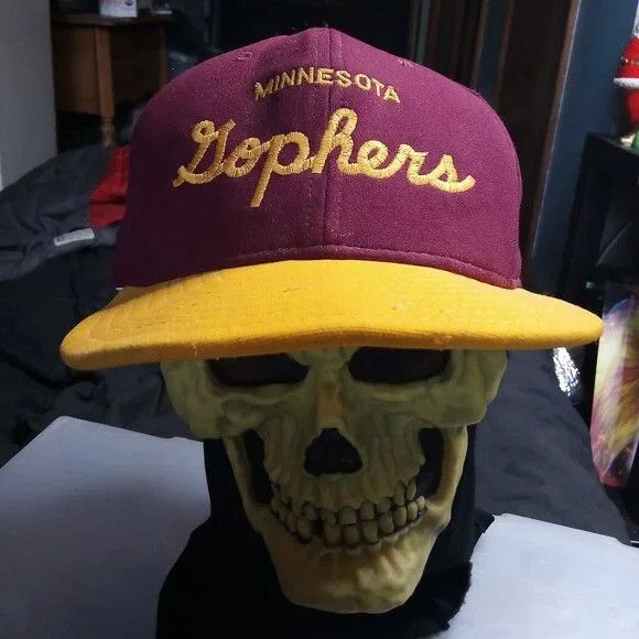 NCAA × Vintage Vintage AJD Minnesota Gophers Script Snap Back Hat Size ONE SIZE - 1 Thumbnail