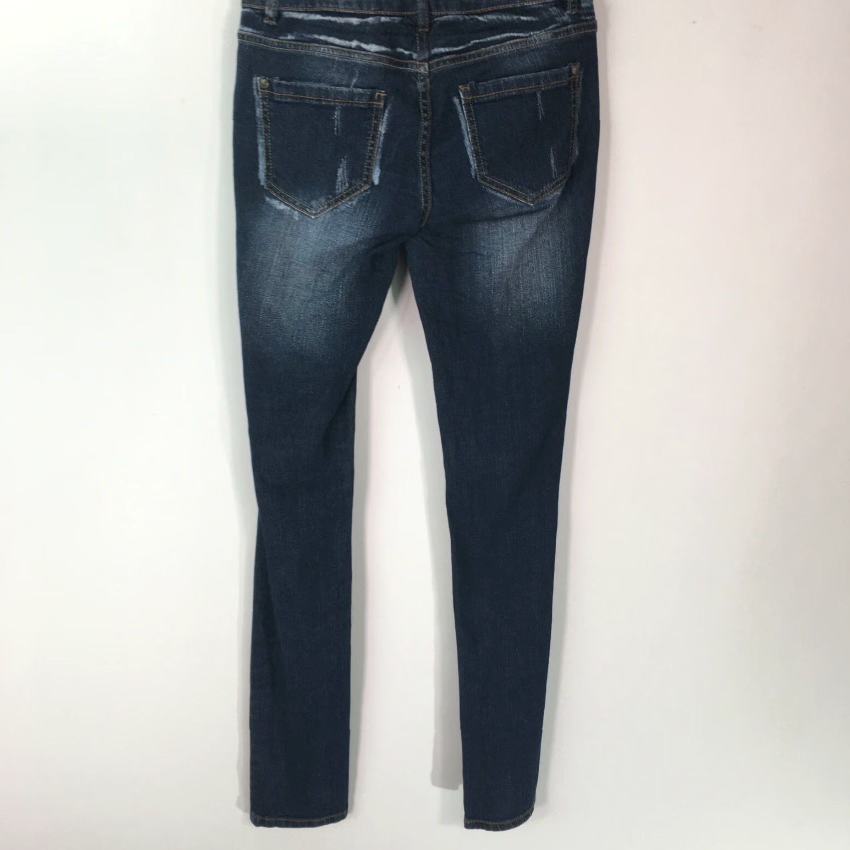 Forever 21 FOREVER 21 Womens Jeans Skinny Blue Denim Regular Mid Rise 25 32in Inseam Distressed Stretch Pockets Cotton Blend Size 42" / US 20 - 2 Thumbnail