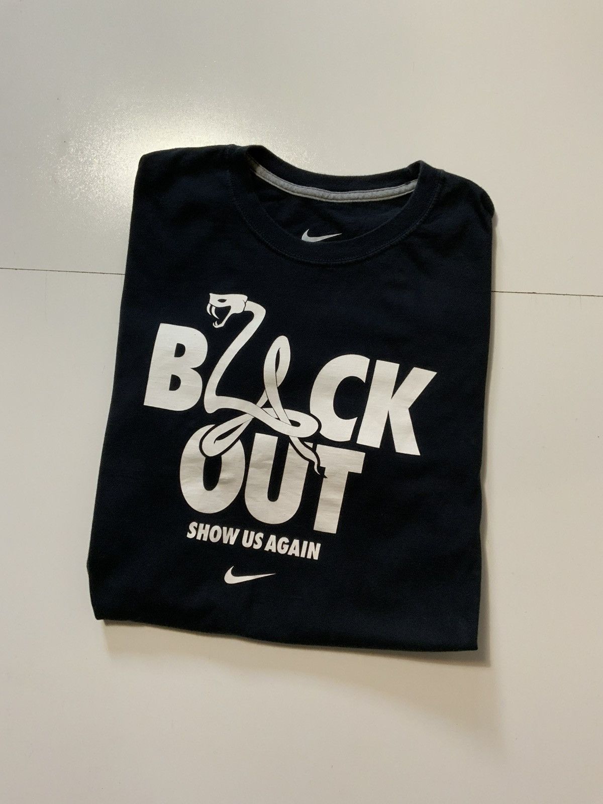 Nike Nike Black Mamba Black Out Show Us Again Kobe Bryant T-Shirt Size US XL / EU 56 / 4 - 1 Thumbnail